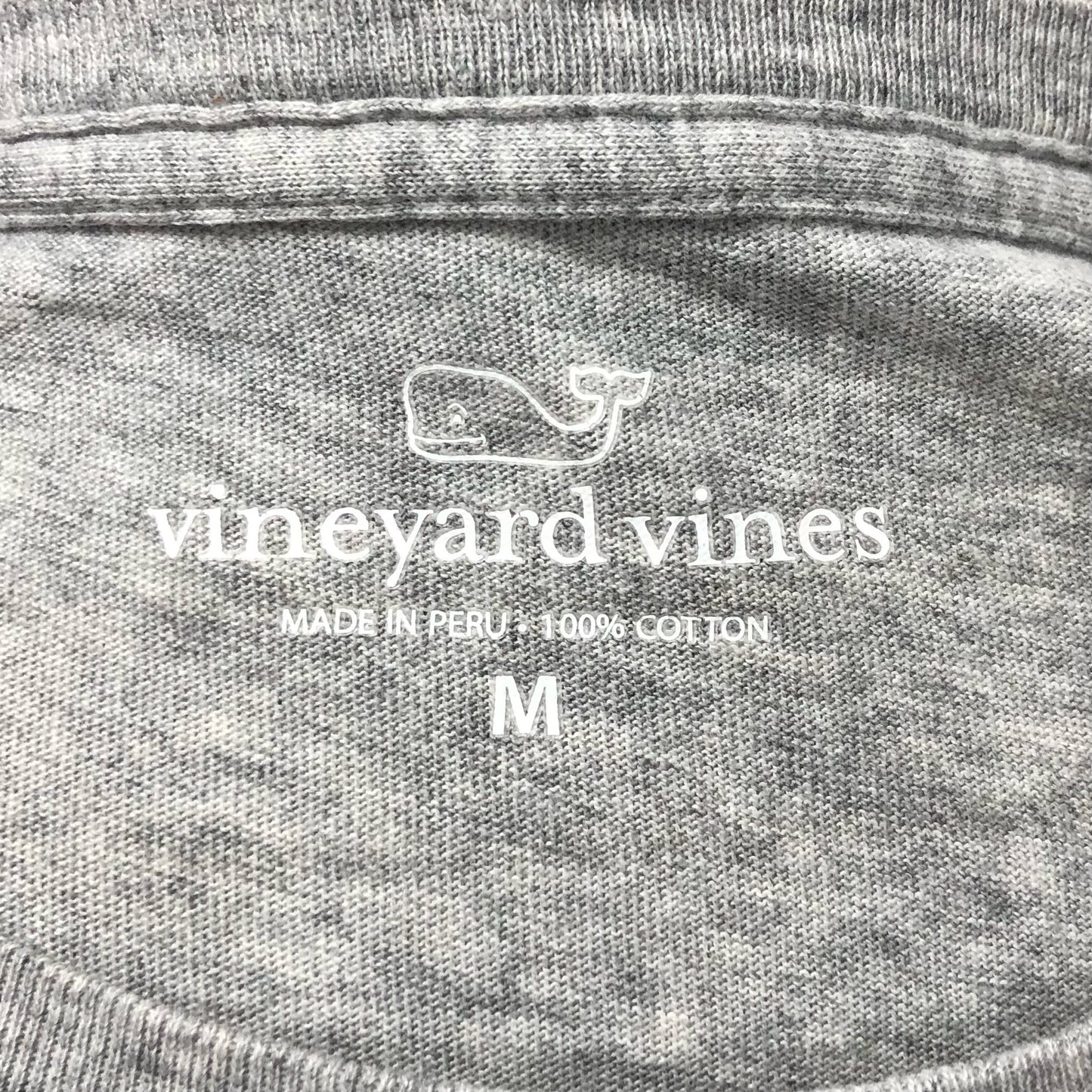 Camiseta cuello redondo Vineyard Vines 🐳 color gris claro con Diseño de lentes Talla M