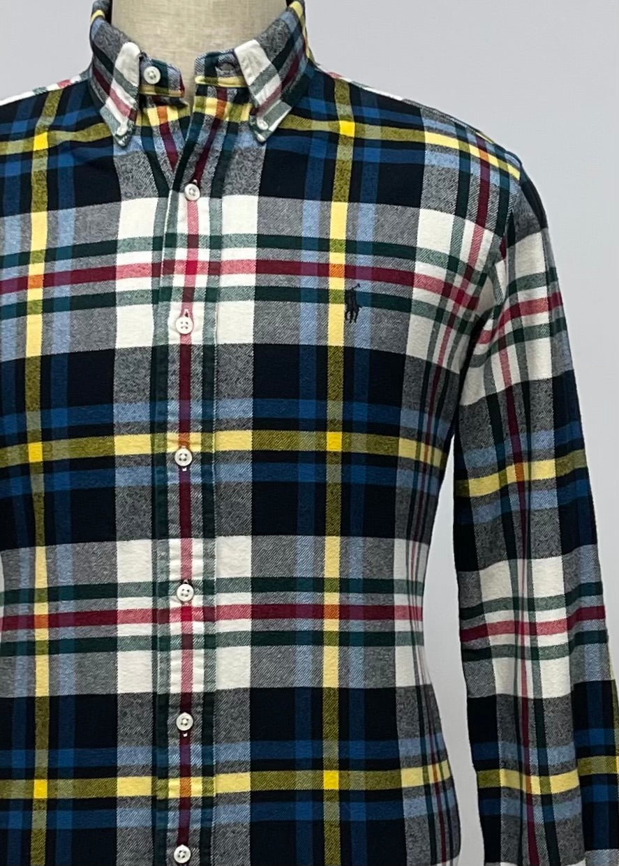 Camisa Polo Ralph Lauren 🏇🏼 color blanco con patrón de cuadros tartán rojo verde, amarillo y azul Talla M Entalle Clásico