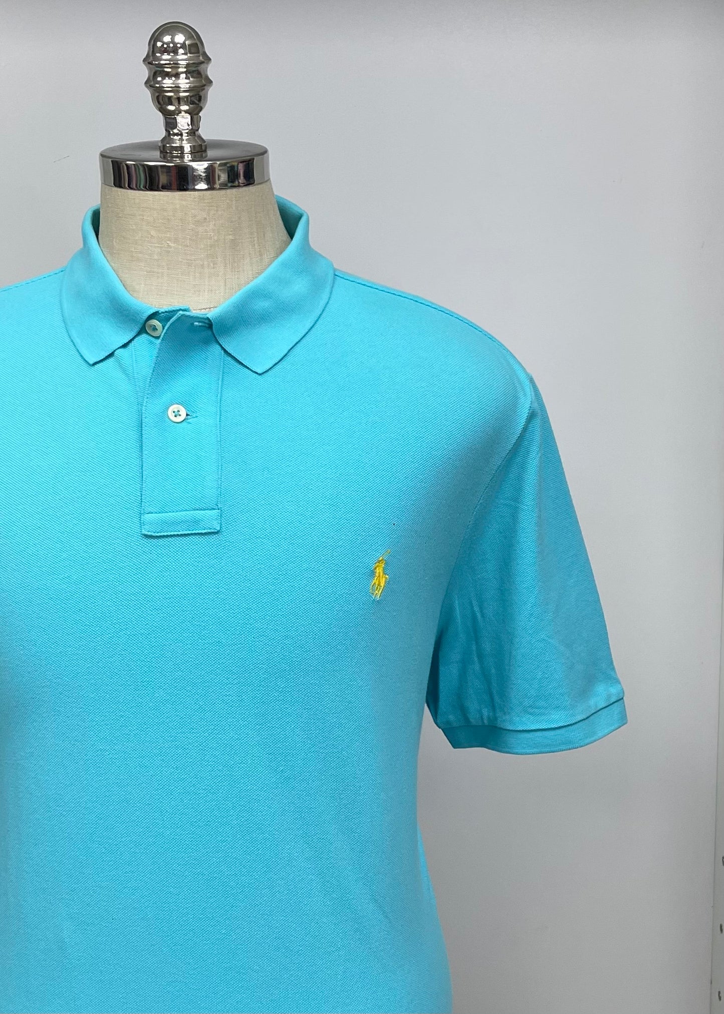 Camiseta Polo Ralph Lauren 🏇🏼color celeste intenso Talla XL Entalle Clásico