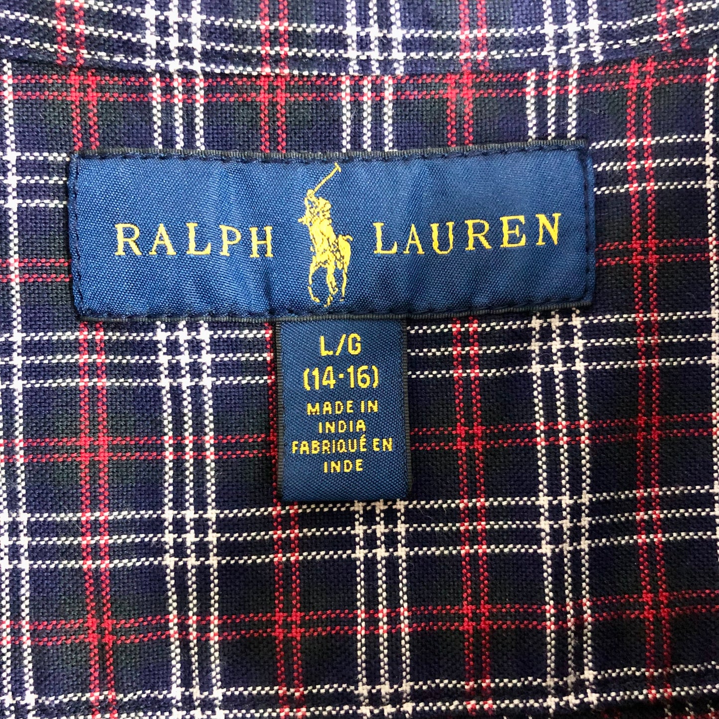 Camisa Polo Ralph Lauren 🏇🏼 color morado con patron de cuadros en rojo y blanco Talla L (14-16) de niño Entalle Regular