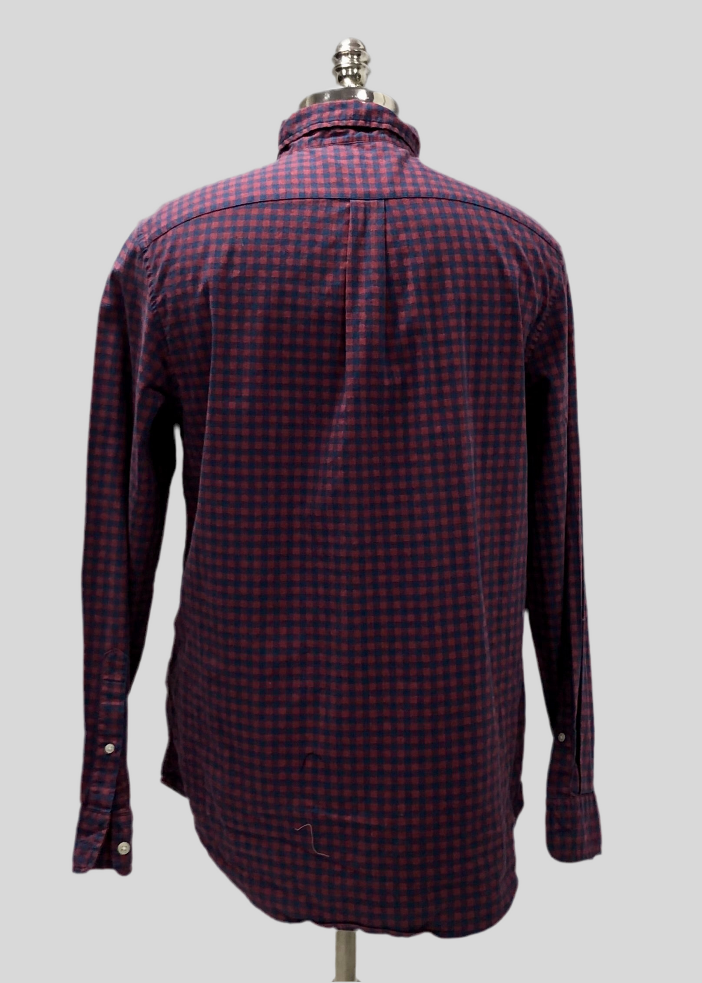 Camisa de botones Vineyard Vines 🐳 con patrón de cuadros en color rojo oscuro y azul navy Talla M Entalle Clásico