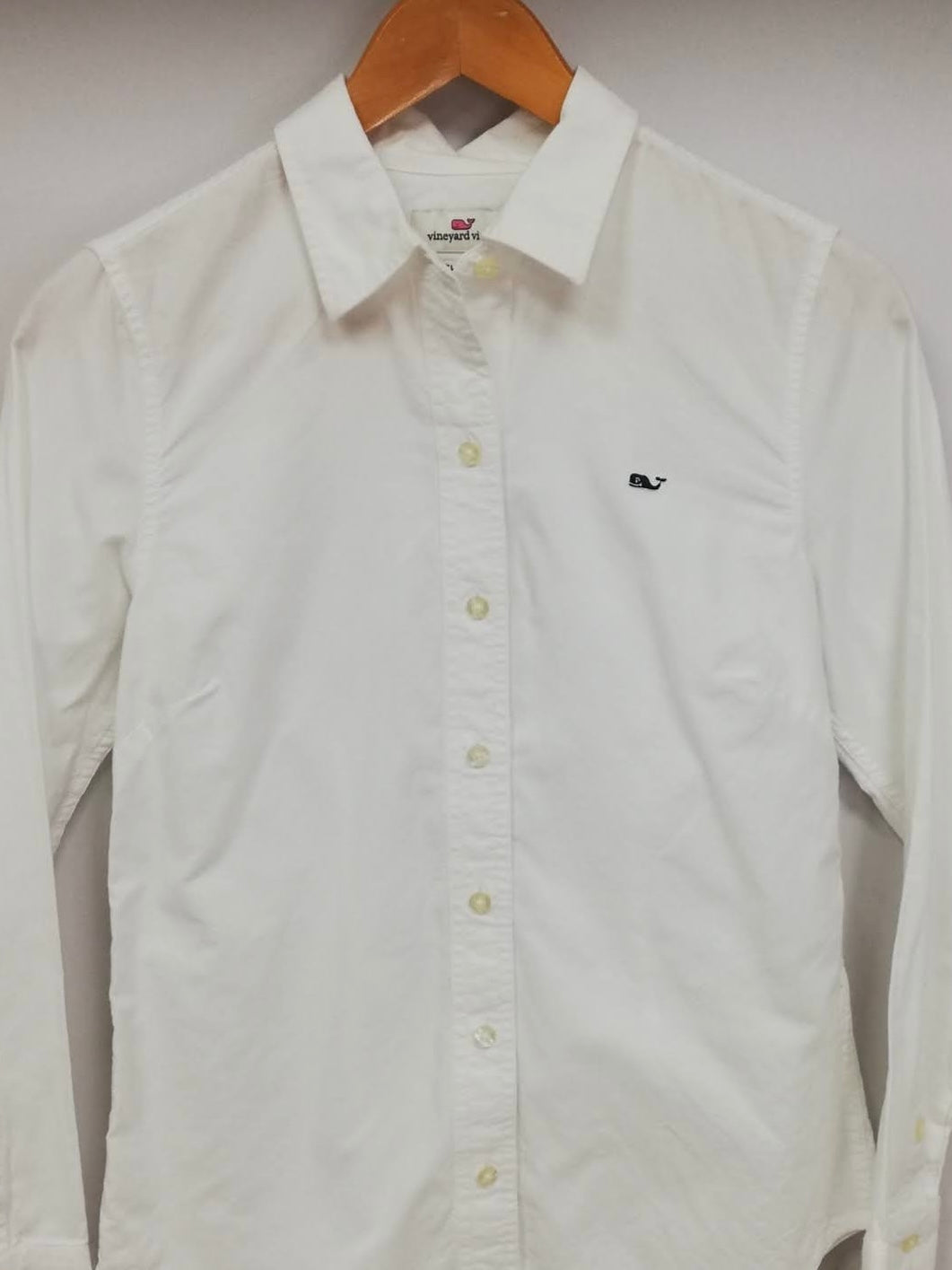 Camisa de mujer Vineyard Vines 🐳 Oxford color blanco Talla XS (0) Entalle Clásico