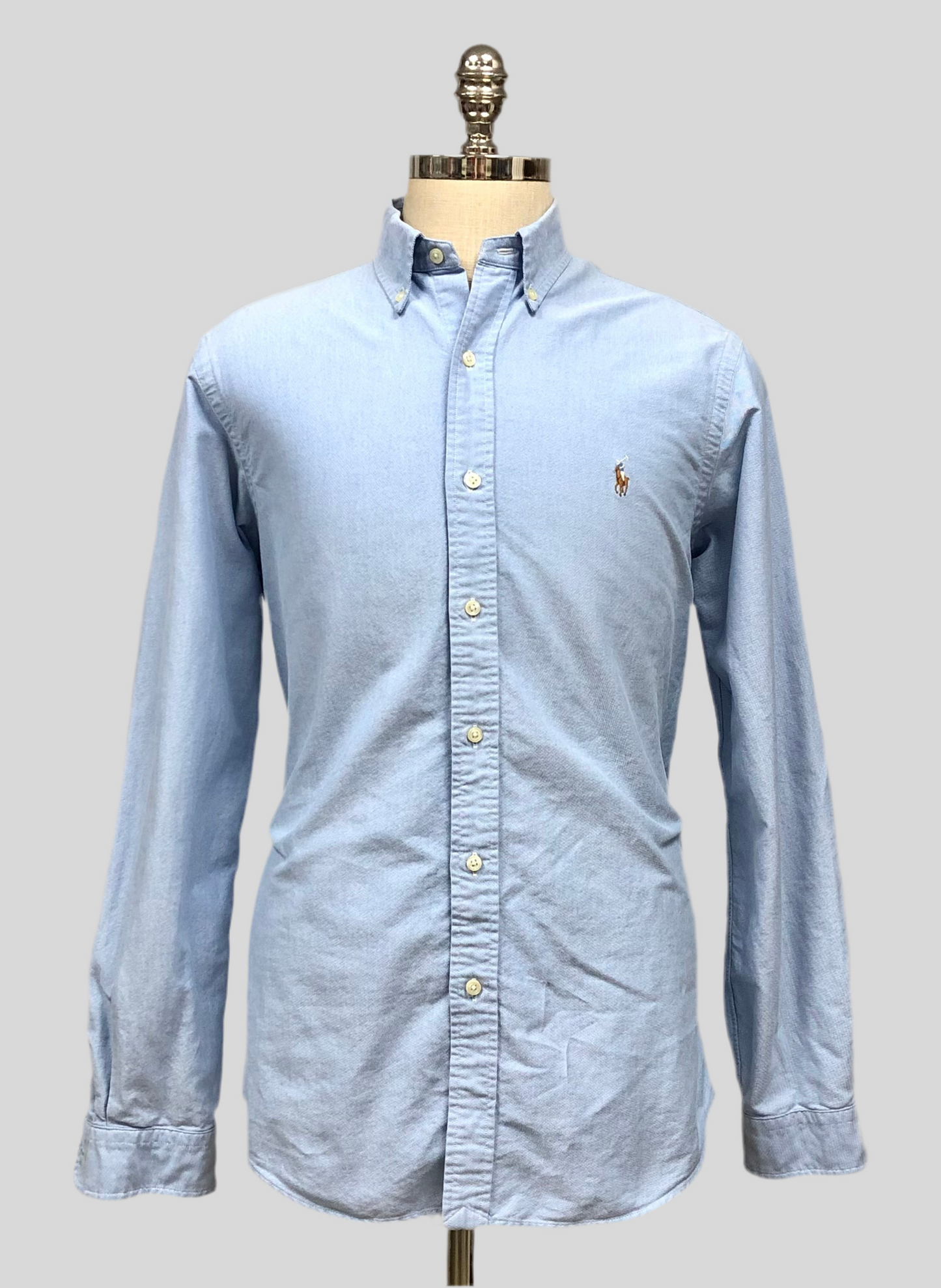 Camisa de botones Polo Ralph Lauren 🏇🏼 Oxford en color celeste Talla L Entalle Clásico
