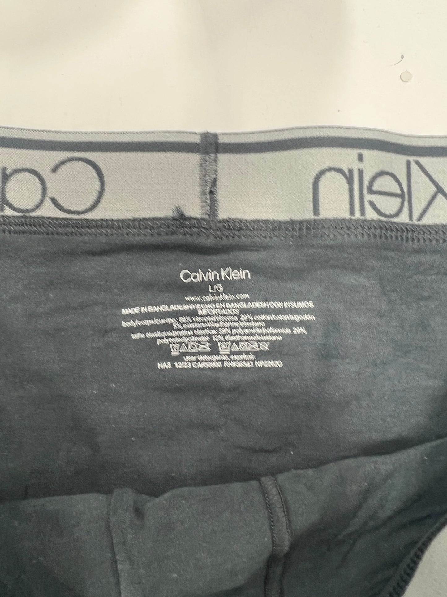 Boxer Briefs Calvin Klein de Microfibra - Tela ligera en color gris en Talla L