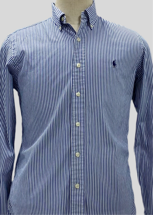 Camisa Polo Ralph Lauren 🏇🏼 con patron de rayas en color azul navy y blanco Talla S Entalle Regular