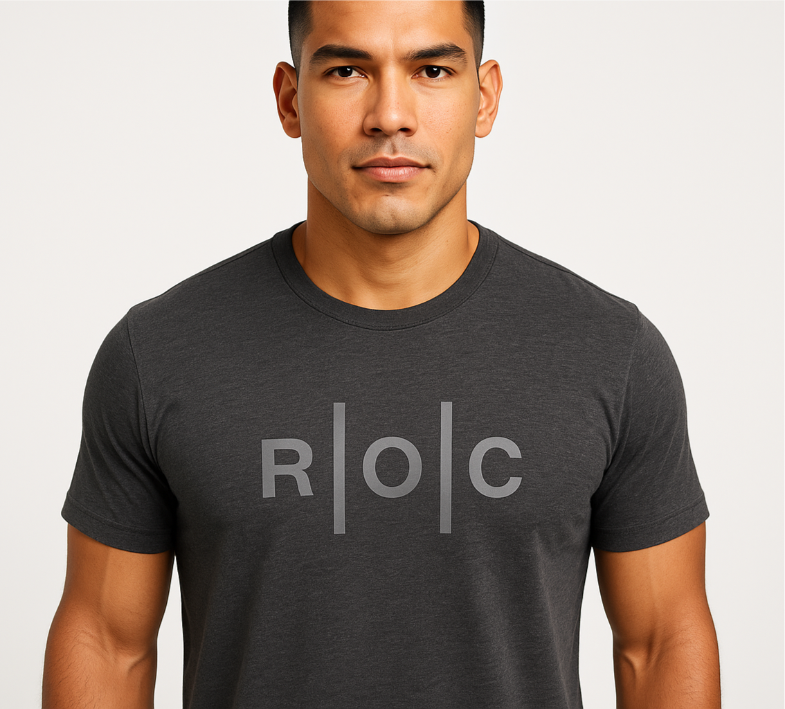 Camiseta de cuello redondo On Running 🏃🏻‍♂️ color gris oscuro con logo ROC en gris claro Talla M, L y XL