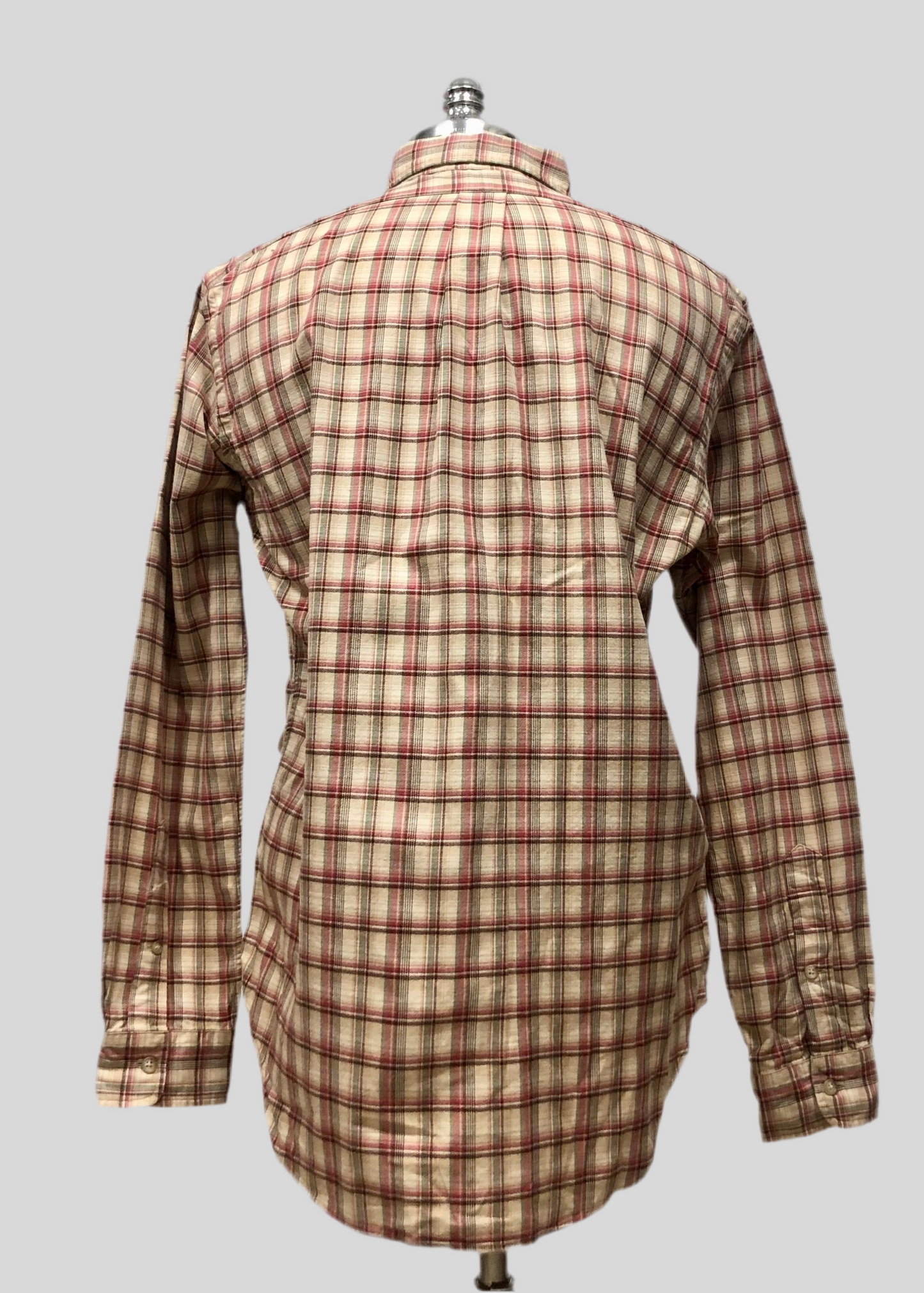 Camisa Polo Ralph Lauren 🏇🏼 Color Kaki con patron de cuadros tartan en color rojo y verde Talla M Entalle Clásico