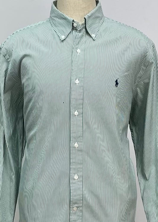 Camisa Polo Ralph Lauren 🏇🏼 con patron de finas rayas en color verde oscuro y blanco Talla XXL Entalle Regular