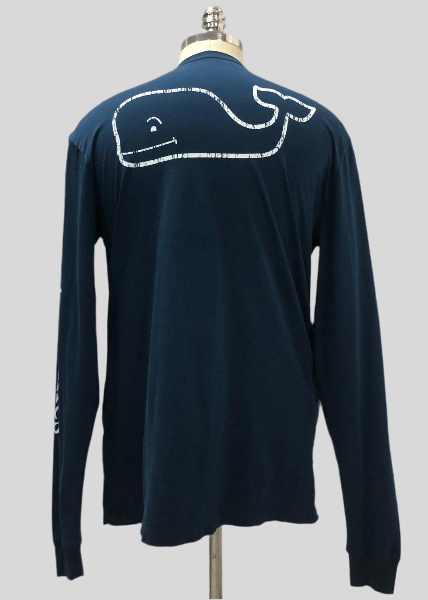 Camiseta cuello redondo Vineyard Vines 🐳 color azul navy con Diseño de ballena en blanco Talla M