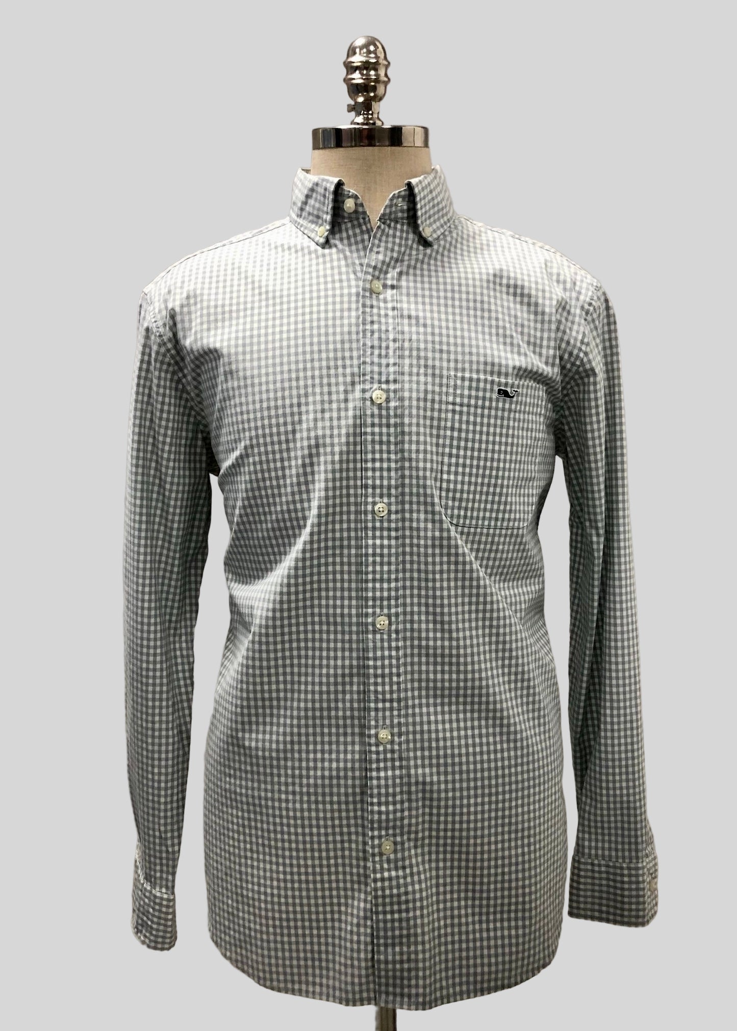 Camisa de botones Vineyard Vines 🐳 de cuadros gingham en color gris y blanco Talla L Entalle Clásico