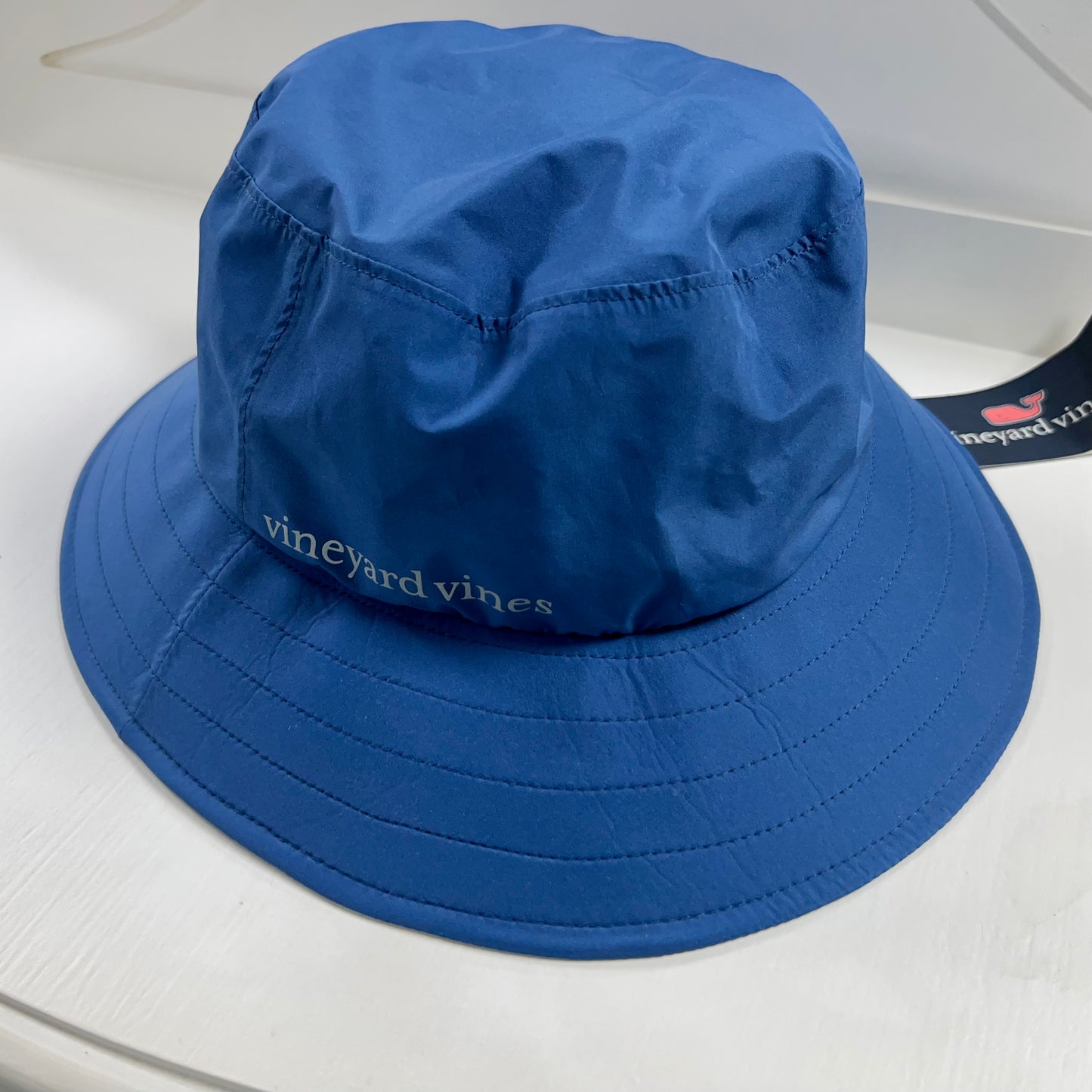 Sombrero Vineyard Vines 🐳 color Azul  Con protección solar Talla OS