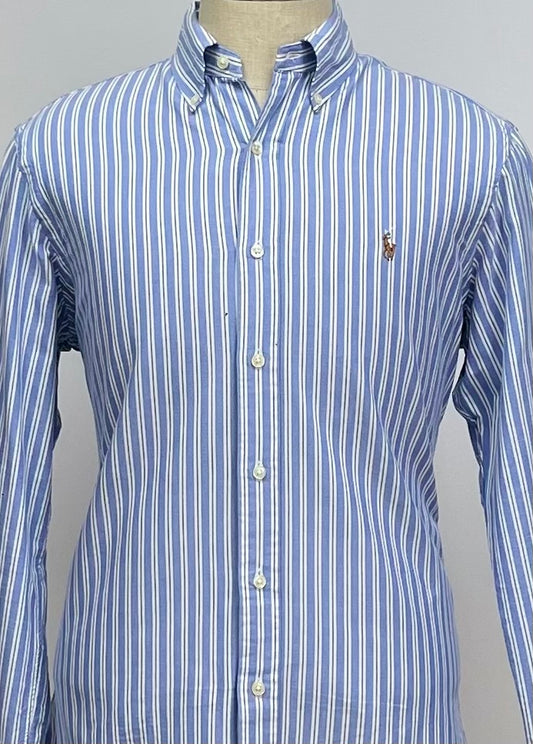 Camisa Polo Ralph Lauren 🏇🏼 Oxford color celeste con rayas en color blanco Talla M Entalle Regular