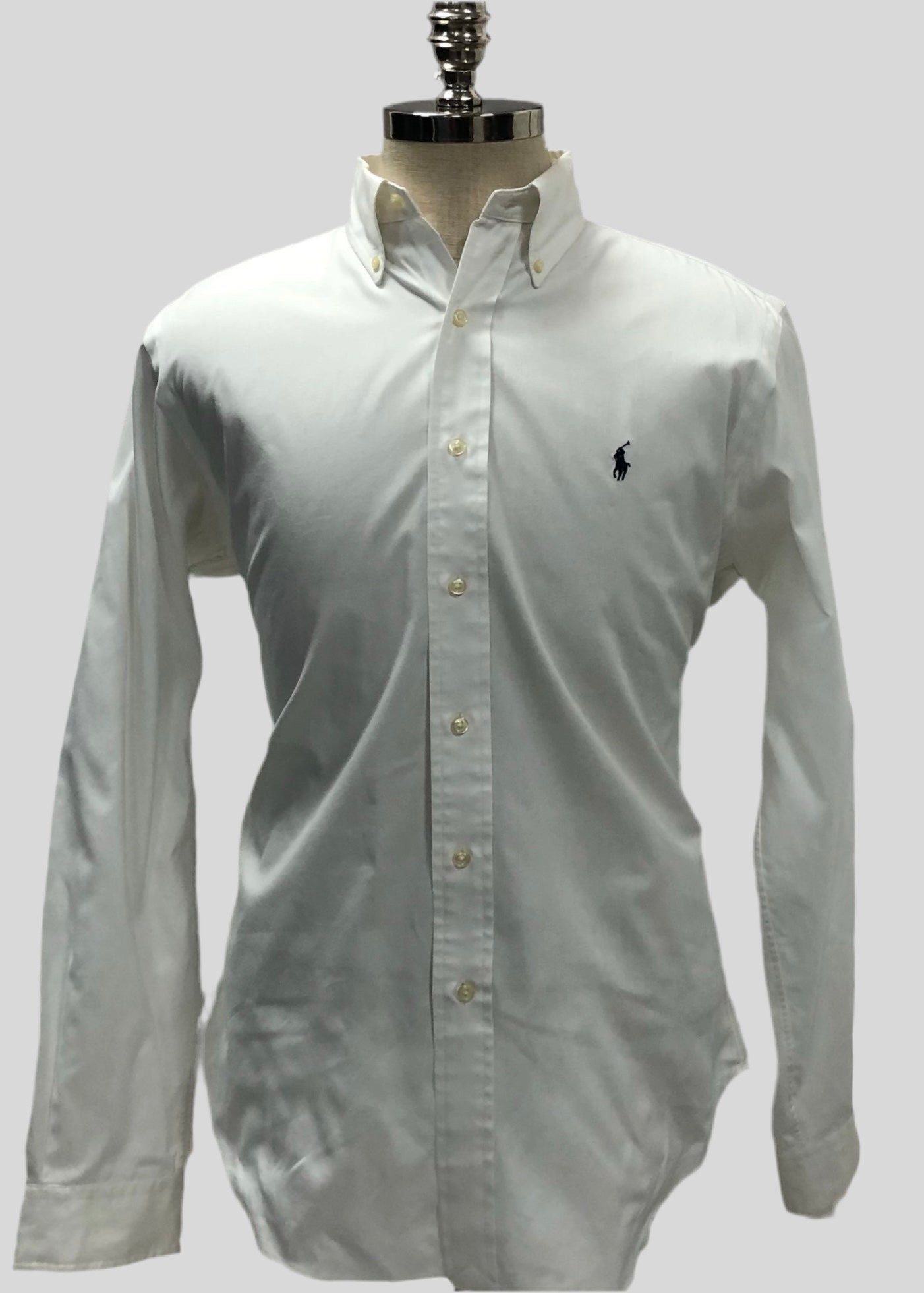 Camisa de botones Polo Ralph Lauren 🏇🏼  en color blanco Talla M Entalle Clásico