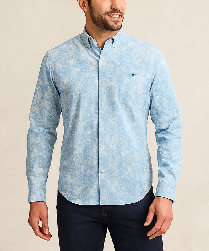 Camisa de botones Vineyard Vines 🐳 color blanco con diseño de Hojas en color celeste Talla M Entalle Slim Fit