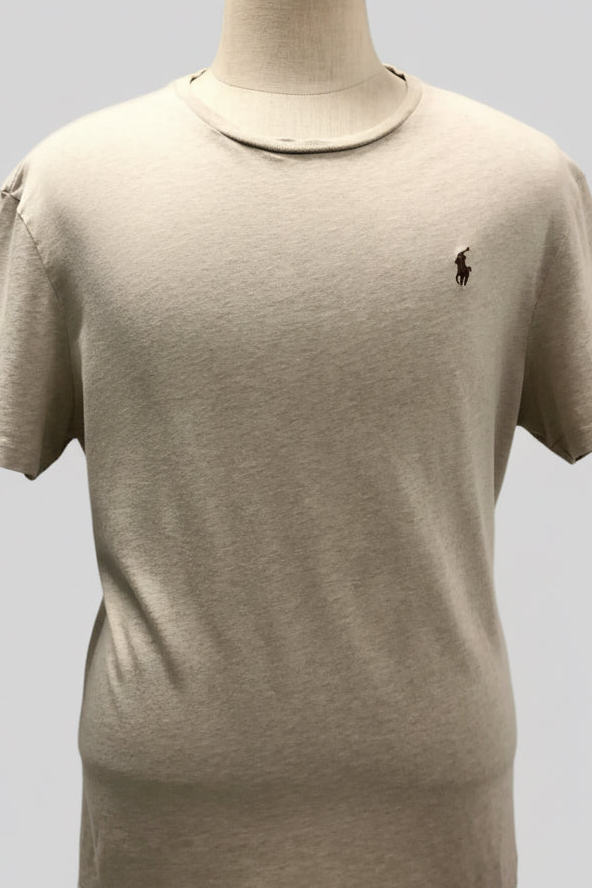 Camiseta cuello redondo Polo Ralph Lauren 🏇🏼 color crema y logo en chocolate Talla XL