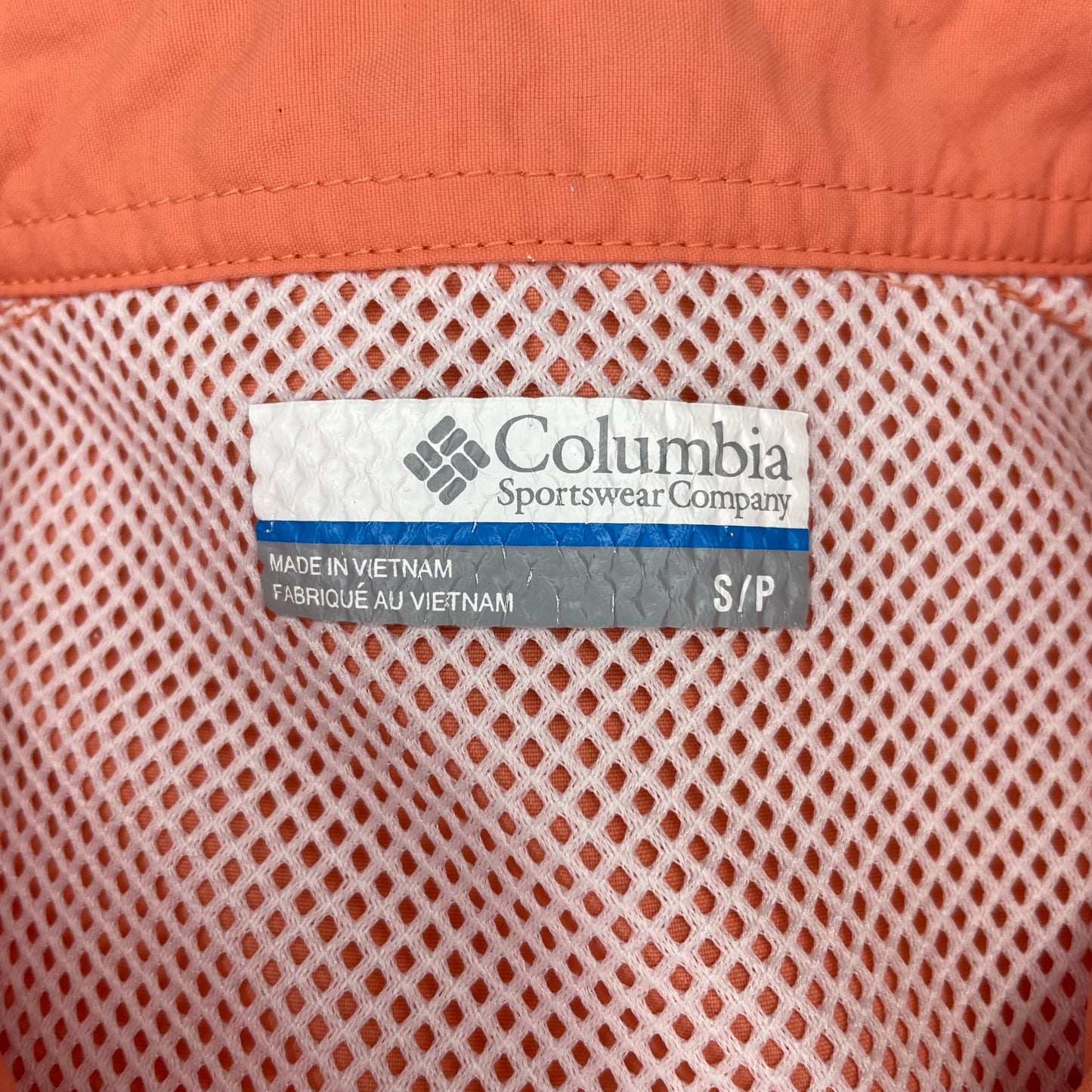 Camisa Columbia 🔹color salmon con Omni Shade Manga corta Talla S