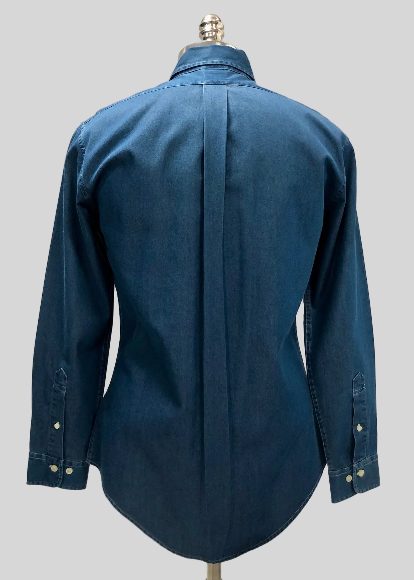 Camisa de botones Brooks Brothers 🐑 de jeans en color azul oscuro Talla S Entalle Regular