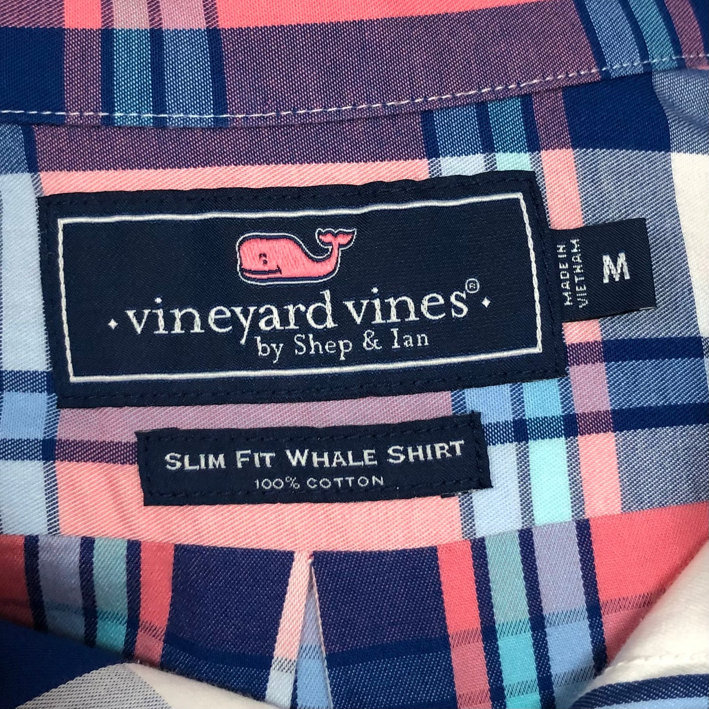 Camisa de botones Vineyard Vines 🐳 con patrón de cuadros en color rosado magenta, azul, celeste y blanco Talla M Entalle Slim Fit