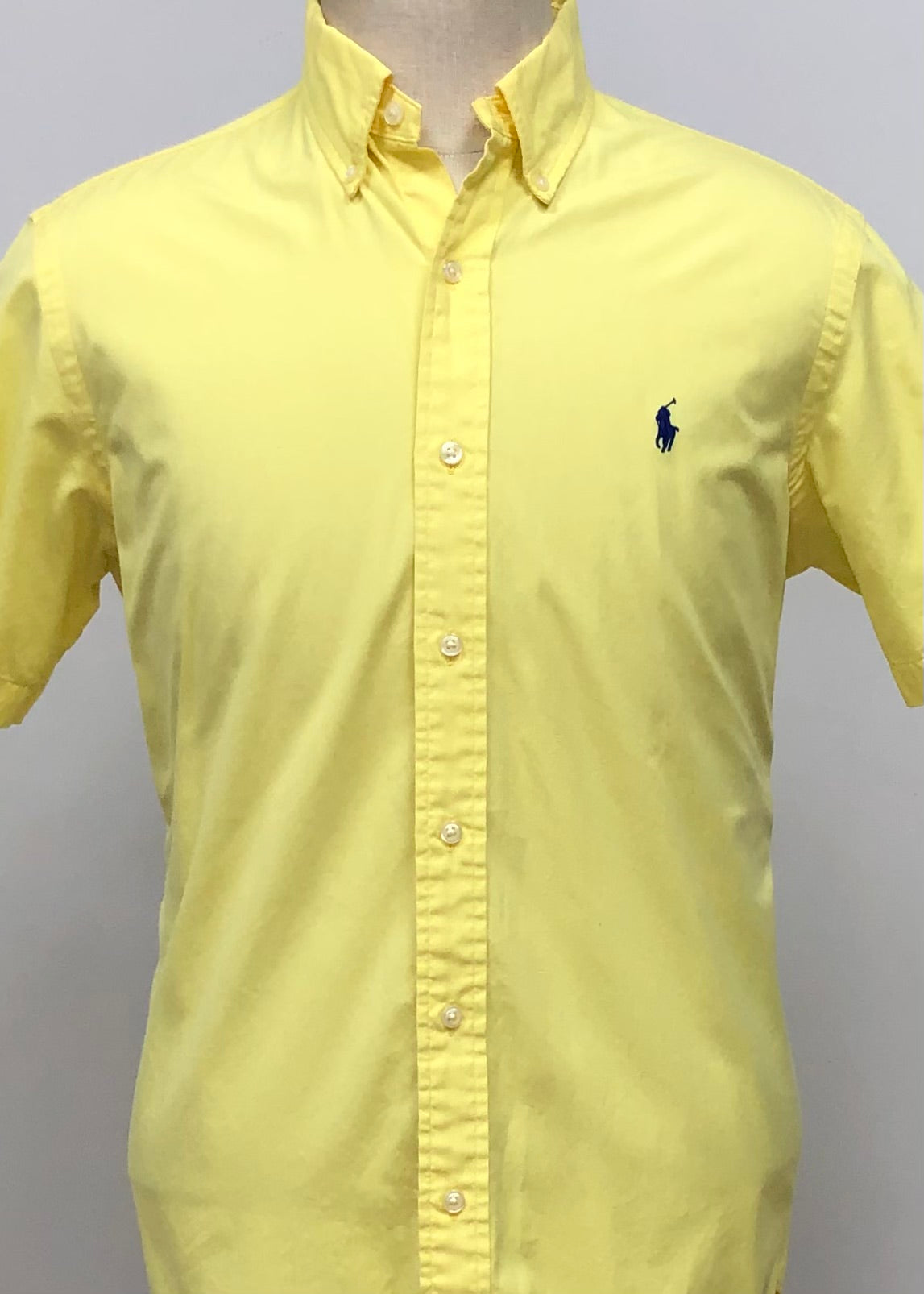 Camisa de botones Polo Ralph Lauren 🏇🏼 en color amarillo claro Talla M Entalle Regular