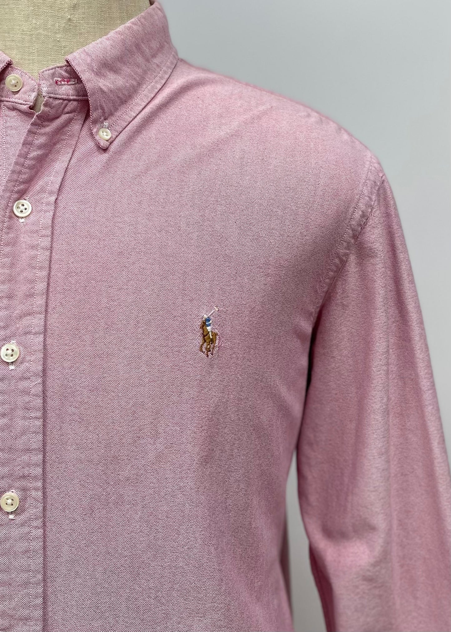 Camisa de botones Polo Ralph Lauren 🏇🏼 Oxford en color rosado oscuro Talla XXL Entalle Regular