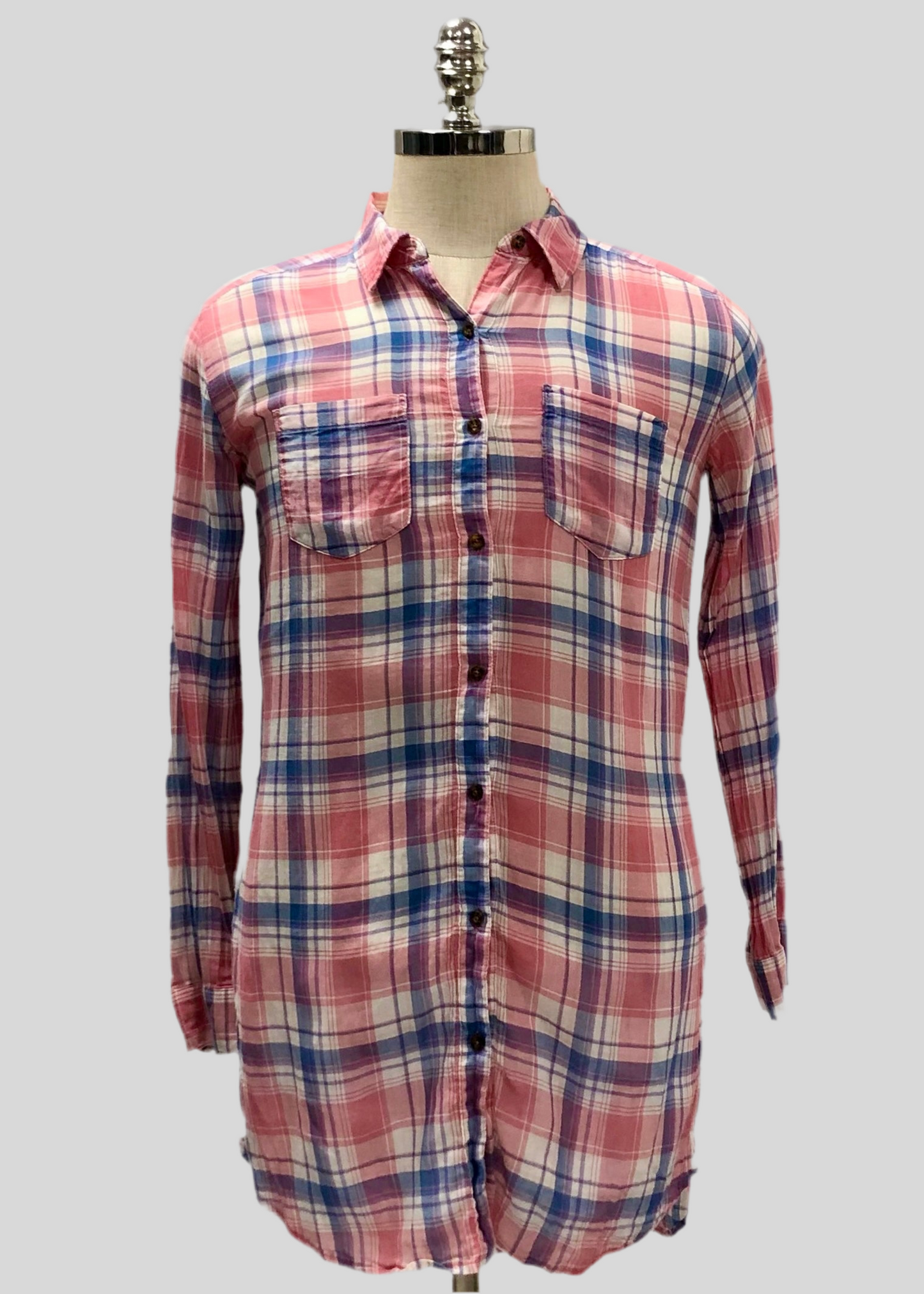 Camisa de mujer Forever 21 de cuadro en color Rosado, azul y blanco Talla S Entalle Regular