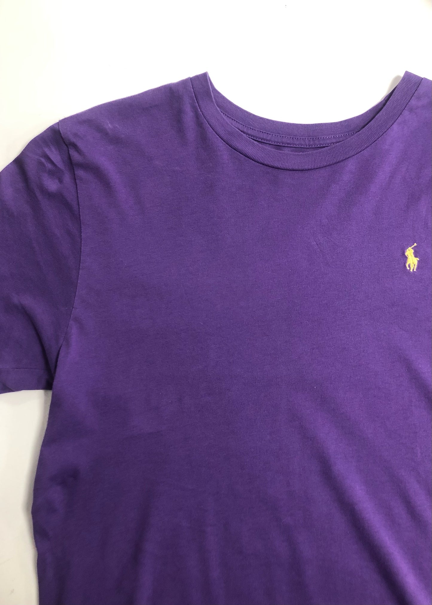 Camiseta cuello redondo de niño Ralph Lauren 🏇🏼 Color morado Talla L (14-16) Entalle Regular (ver descripción)