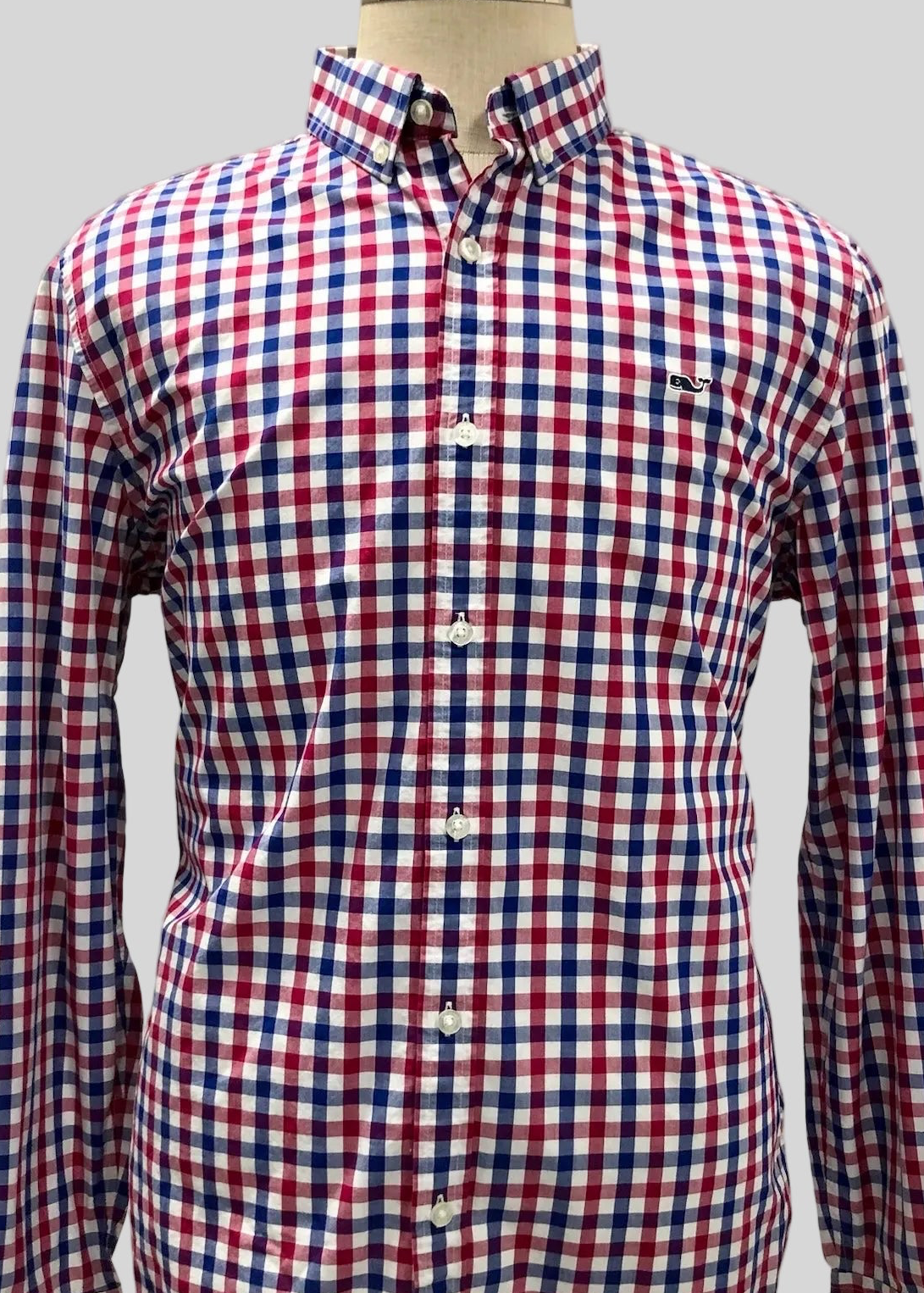Camisa de botones Vineyard Vines 🐳 de cuadros en color rojo, azul y blanco Talla L Entalle Slim Fit
