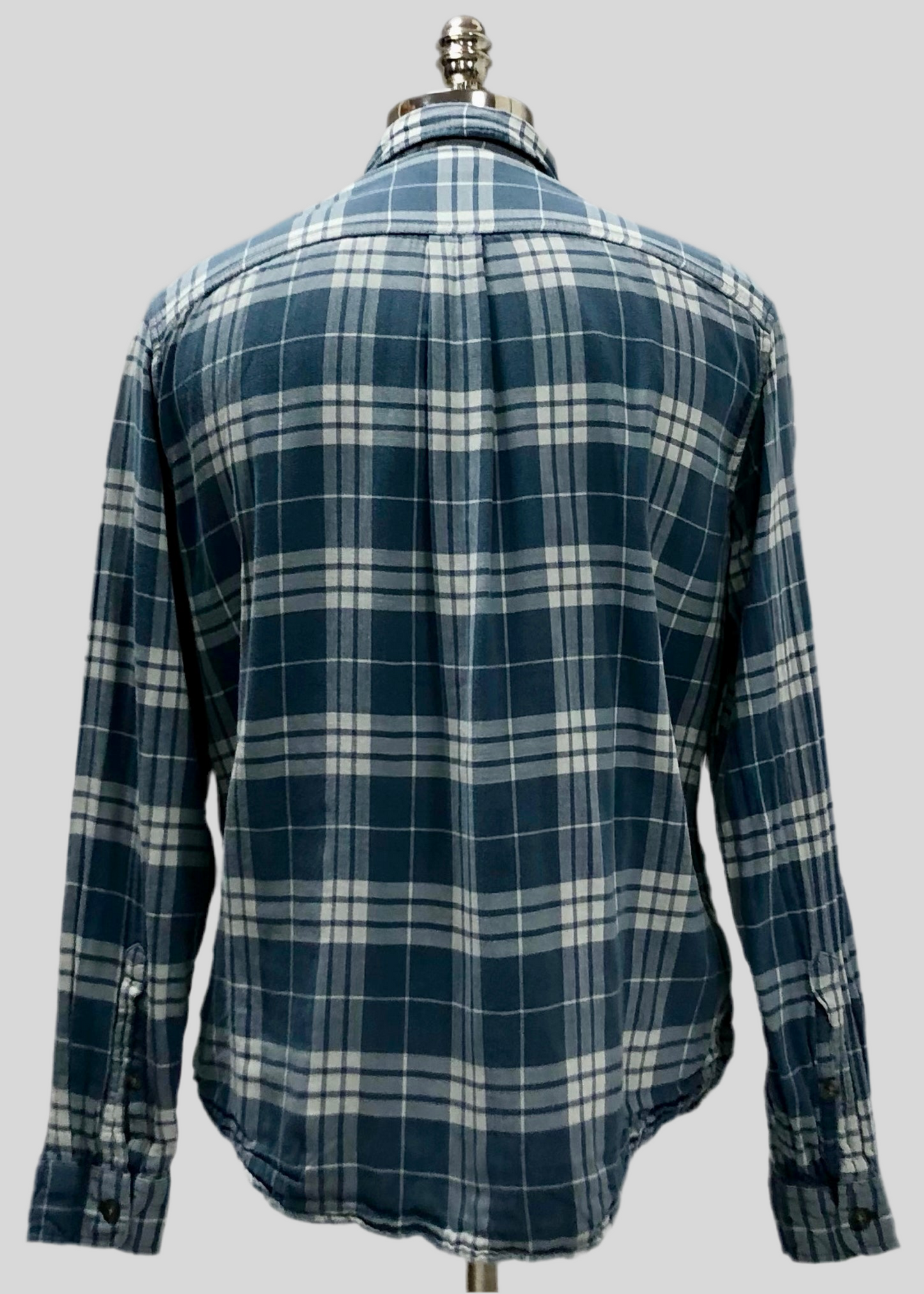Camisa de botones Eddie Bauer 🇩🇪 de cuadros en color azul grisáceo y blanco Talla L Entalle Regular