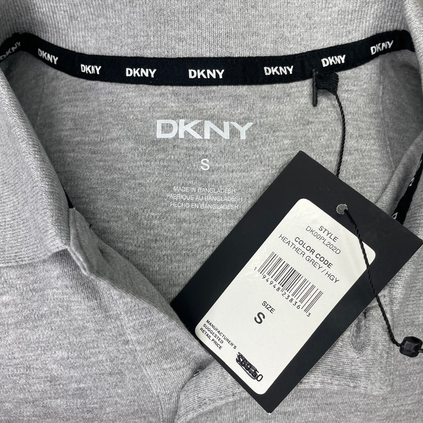 Camiseta Polo Donna Karan DKNY color gris claro Talla Small Entalle Regular