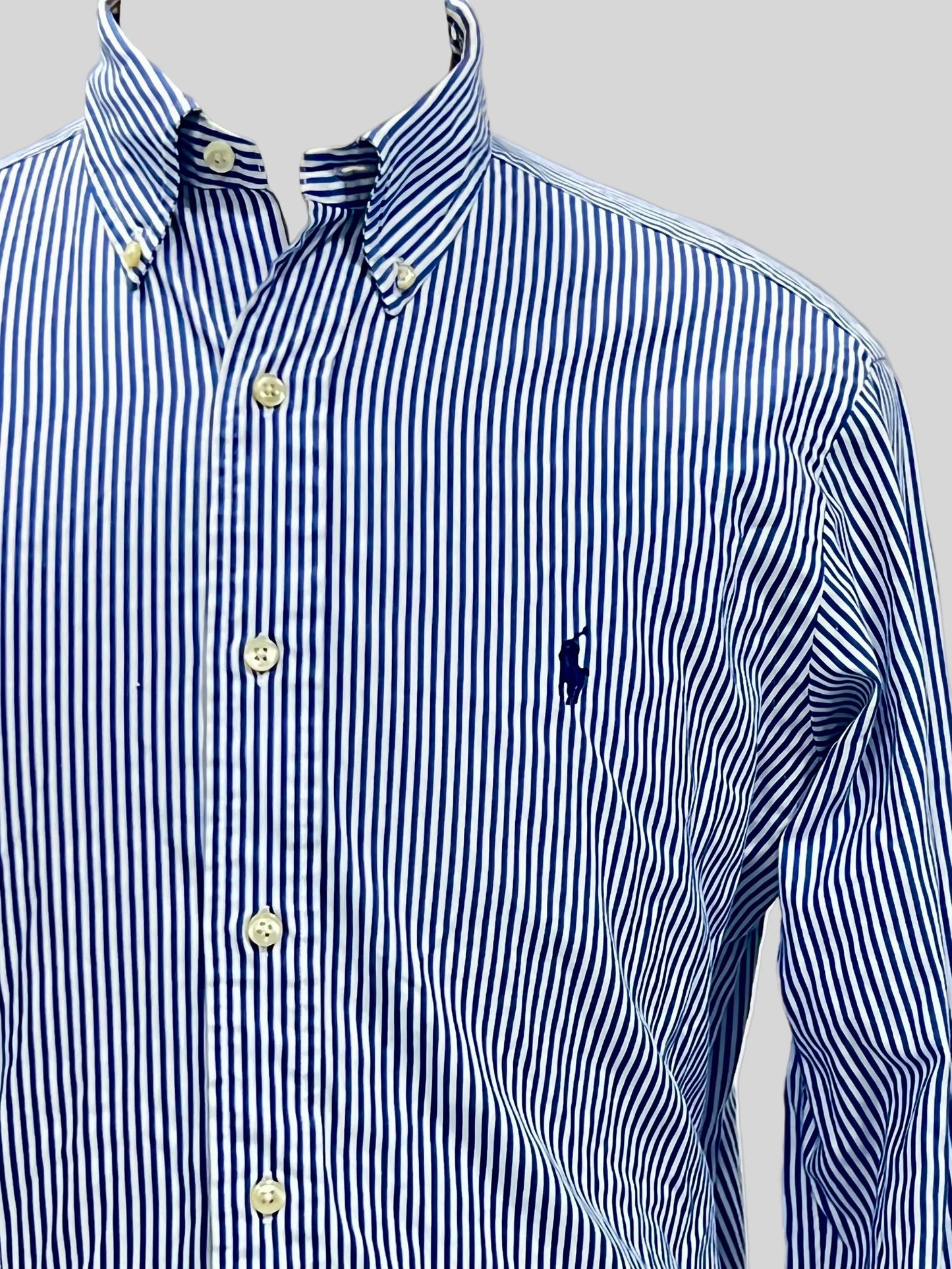 Camisa de botones Polo Ralph Lauren 🏇🏼 de rayas en color azul navy y blanco Talla M Entalle Clásico