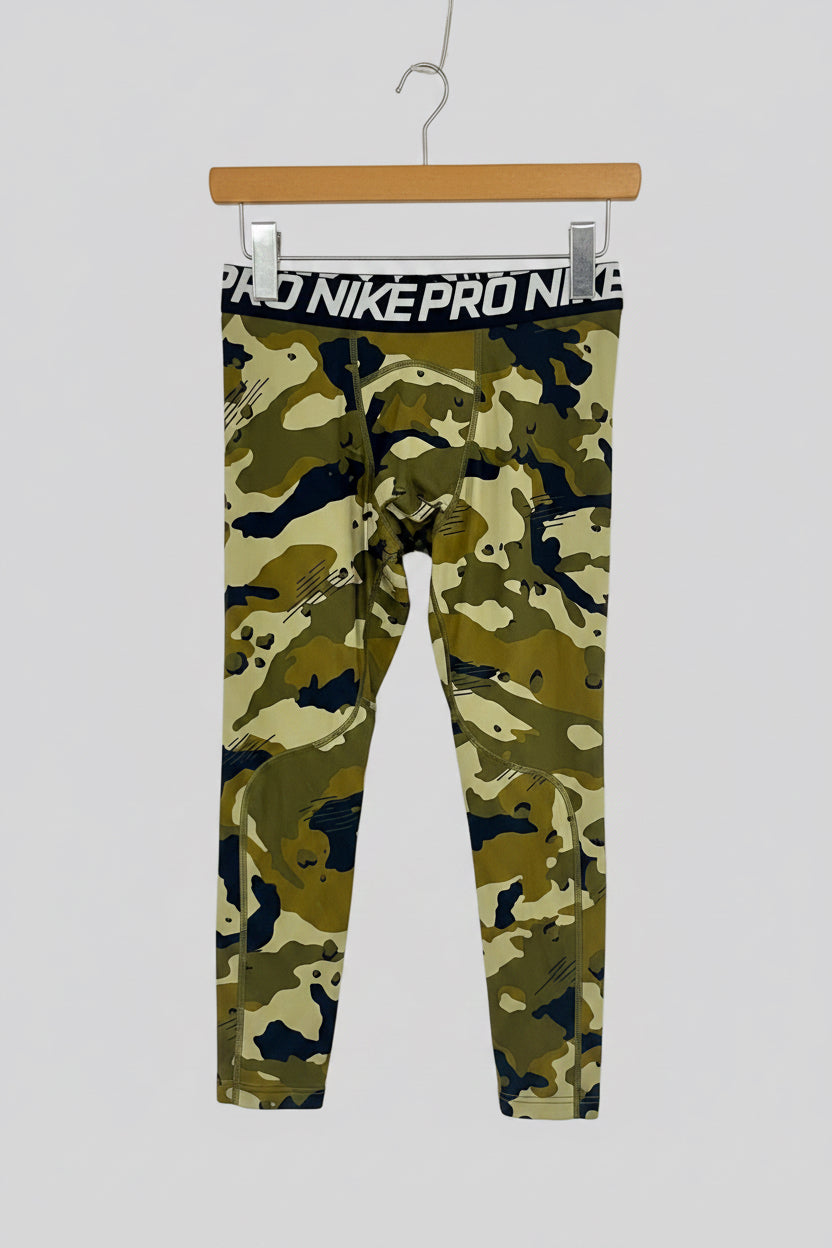 Malla de entrenamiento licra Nike ✔️ Pro HyperCool de 3/4 de largo para hombre De camuflaje en Color verde oliva y negro Talla M