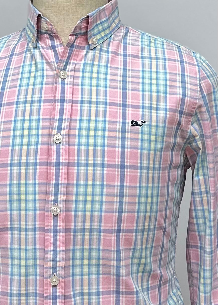 Camisa de botones Vineyard Vines 🐳 color blanco de cuadros en color rosado y celeste Talla S Entalle Slim Fit