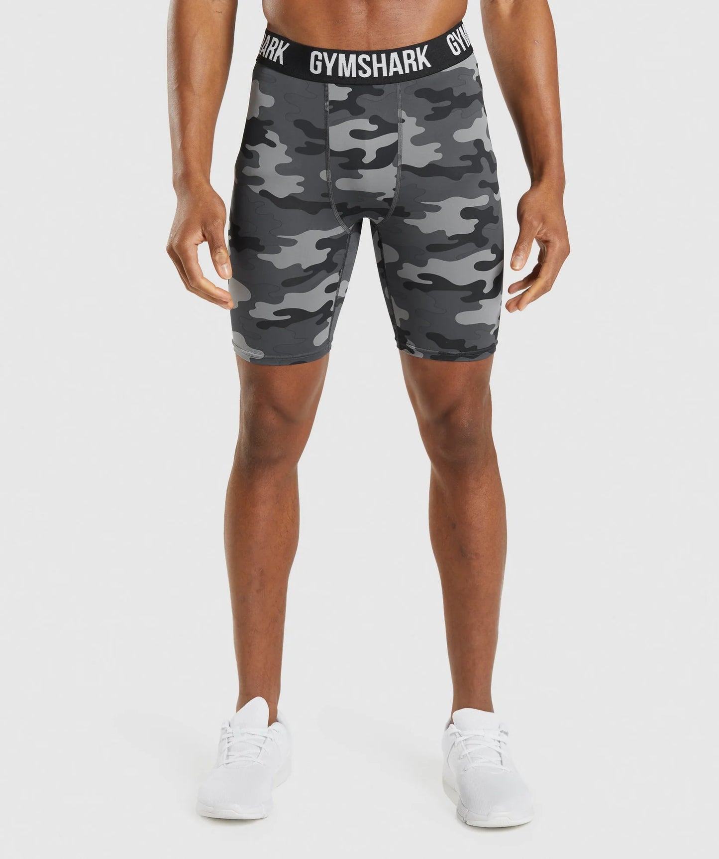 Short Deportivo de compresión Gymshark 🏋🏼‍♂️ Baselayer Tela performance Diseño de camuflaje en color gris y negro talla S y M