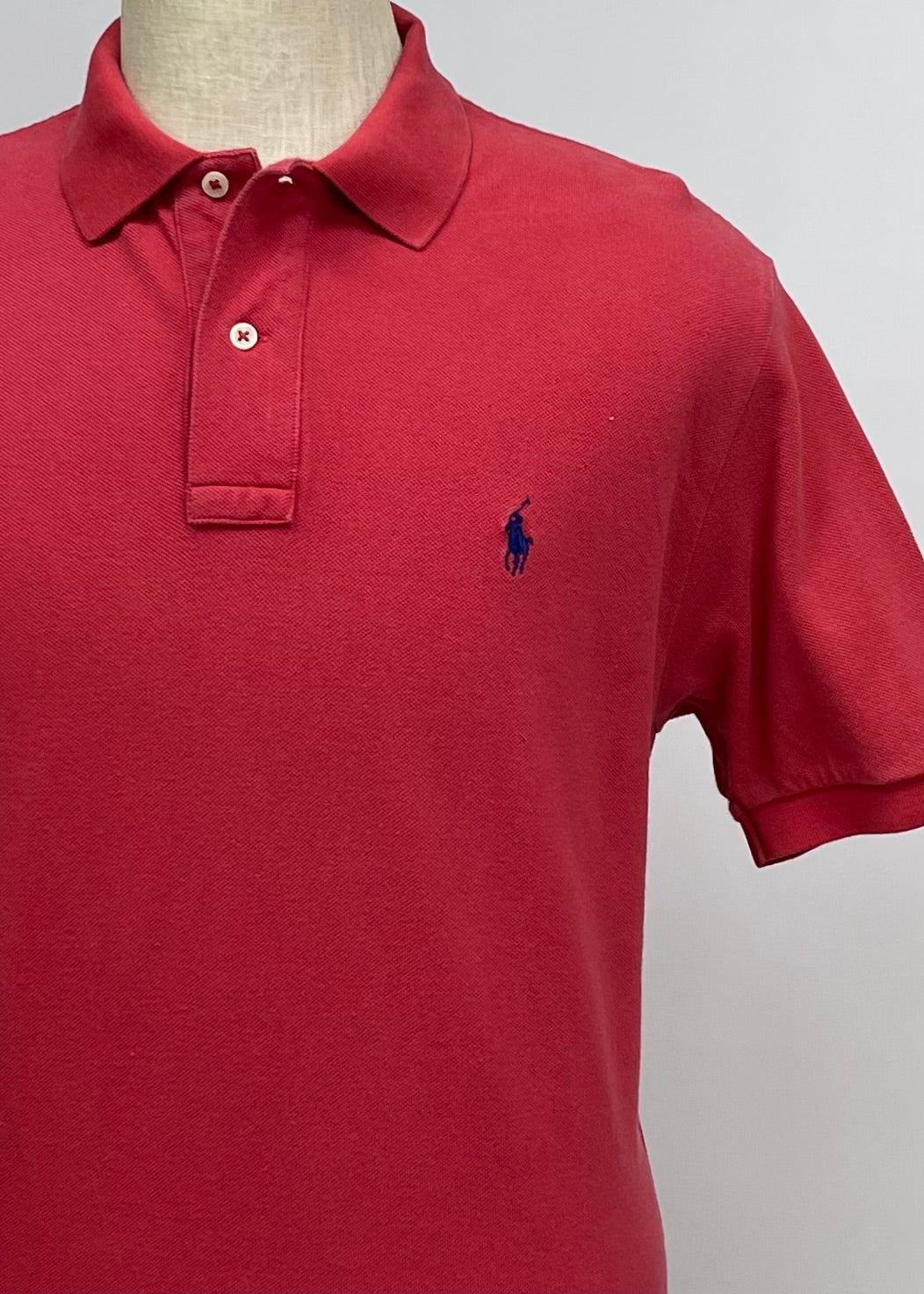 Camiseta Polo Ralph Lauren 🏇🏼color rosado magenta Talla L Entalle Regular (ver descripción)