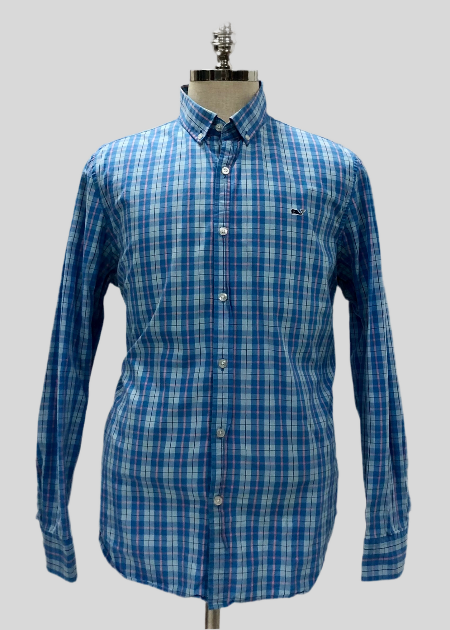 Camisa de botones Vineyard Vines 🐳 color celeste de cuadros en color azul y rosado Talla L Entalle Slim Fit