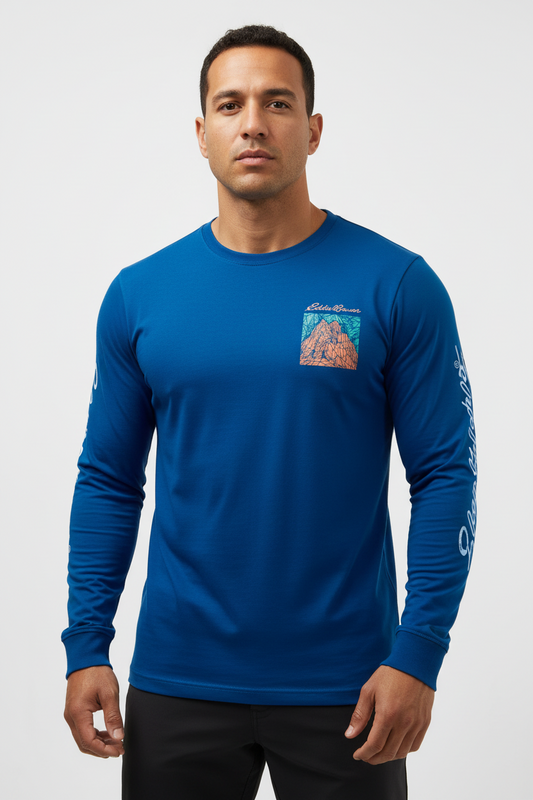 Camiseta cuello redondo Eddie  Bauer color azul con Diseño de ballena en azul Talla S