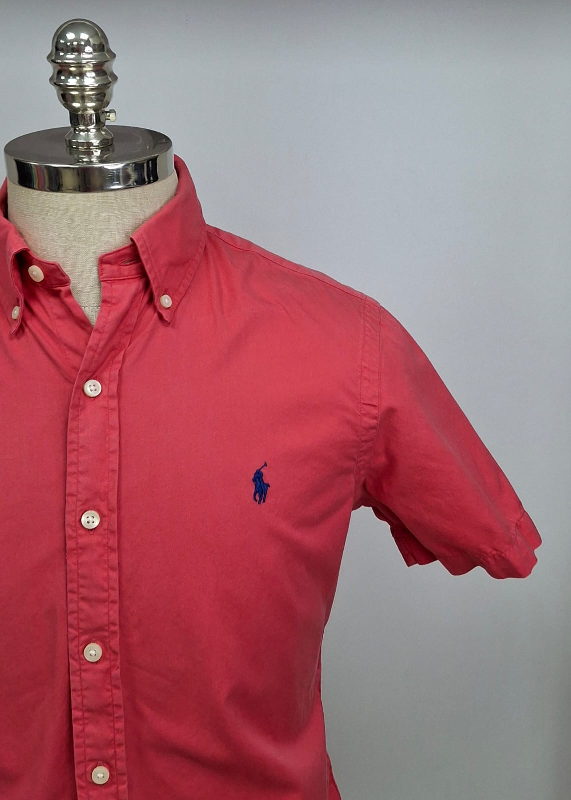 Camisa de botones Polo Ralph Lauren 🏇🏼 en color rosado magenta Talla S Entalle Clasico