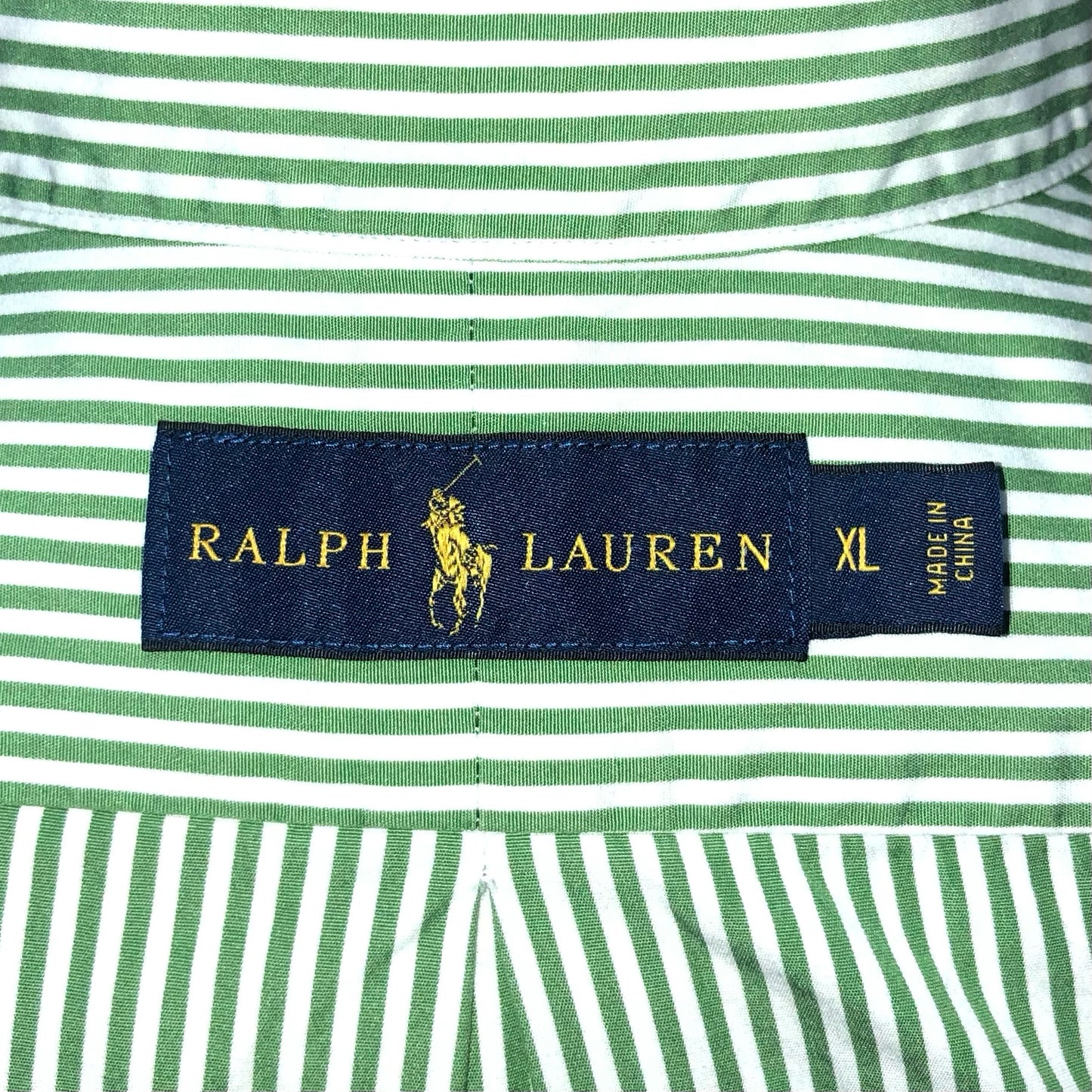 Camisa Polo Ralph Lauren 🏇🏼 con patrón de rayas en color verde claro y blanco Talla XL Entalle Regular