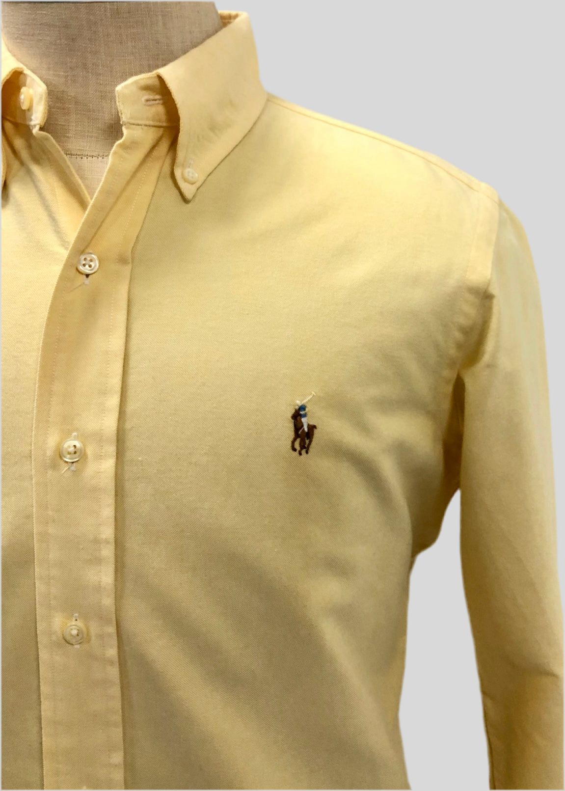 Camisa de botones Polo Ralph Lauren 🏇🏼 Oxford en color amarillo claro Talla M Entalle Regular
