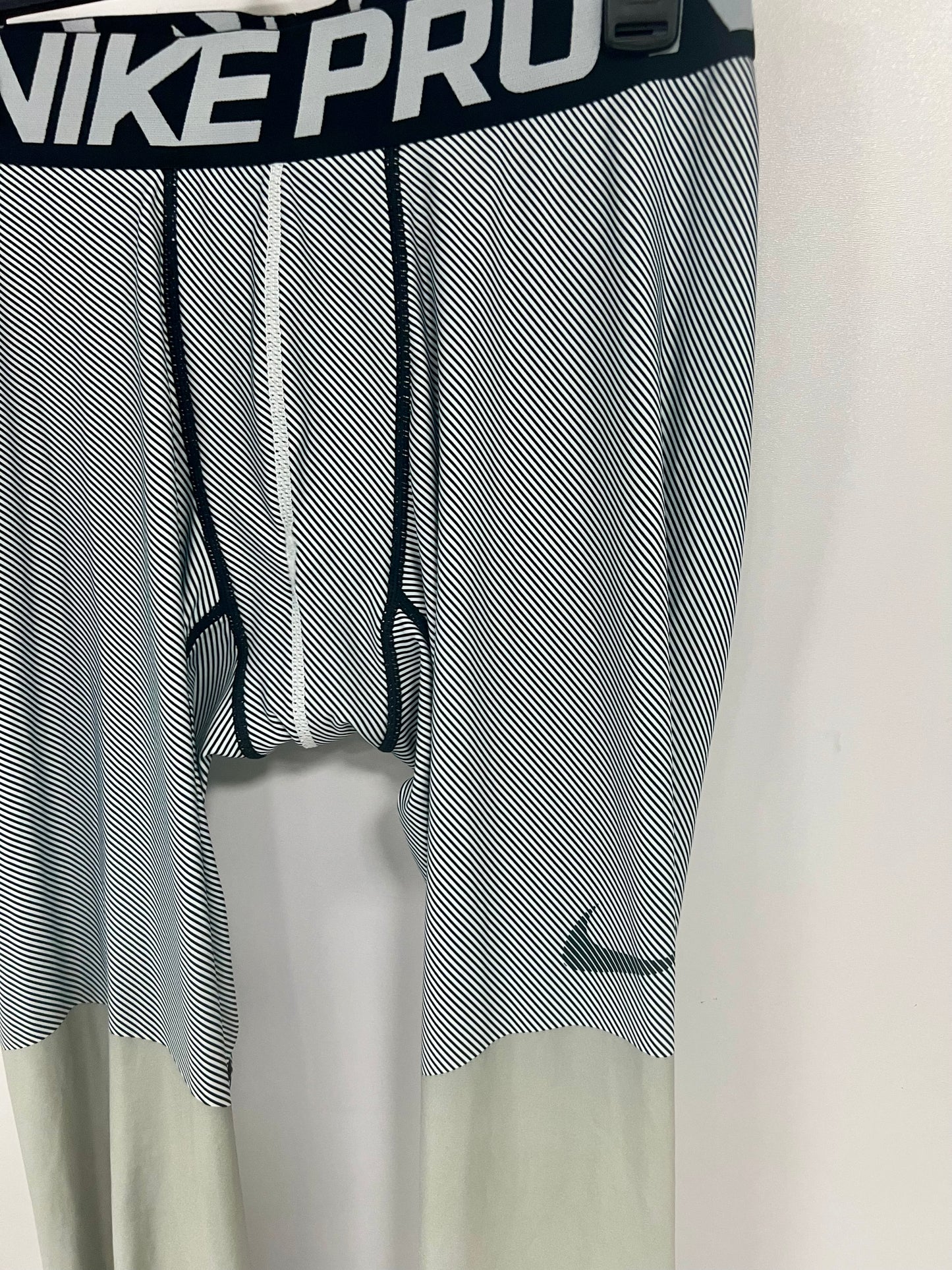 Mallas de entrenamiento licra Nike ✔️ Pro Dri-FIT de hombre con diseño de franjas en gris Talla XL