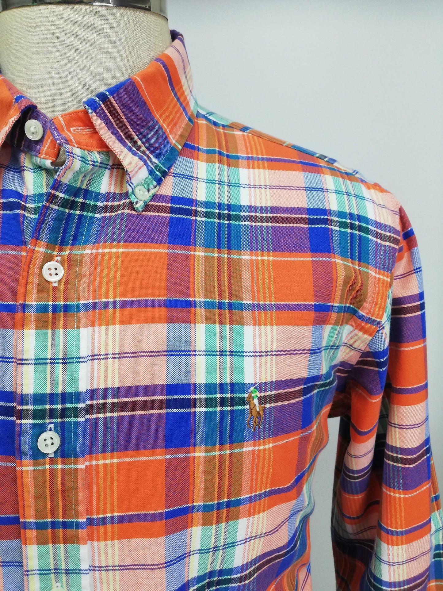 Camisa Polo Ralph Lauren 🏇🏼 Oxford con patrón de cuadros naranja, azul y blanco Talla L Entalle Clásico