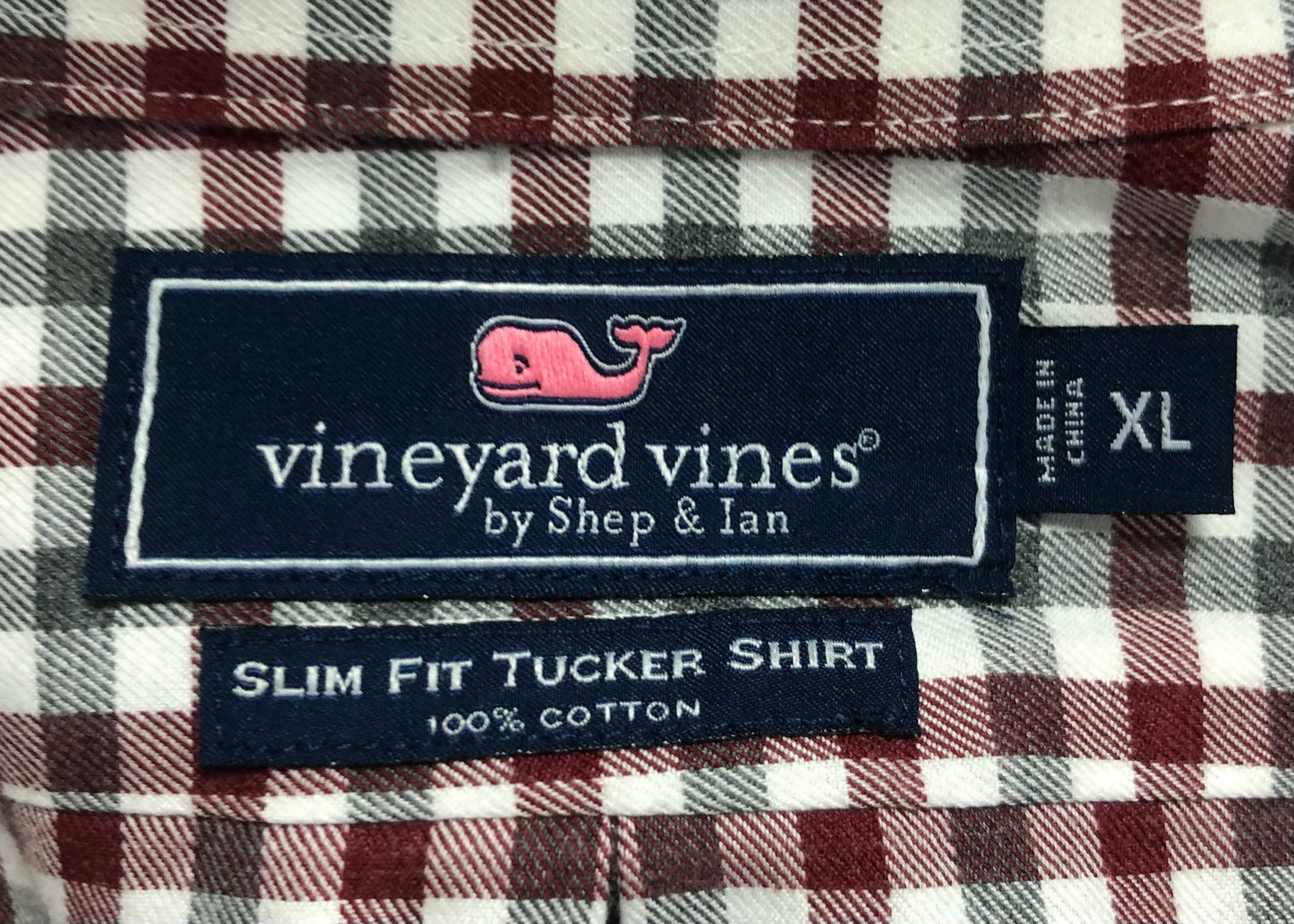Camisa de botones Vineyard Vines 🐳 de cuadros en color verde oscuro, rojo oscuro y blanco Talla XL Entalle Slim Fit