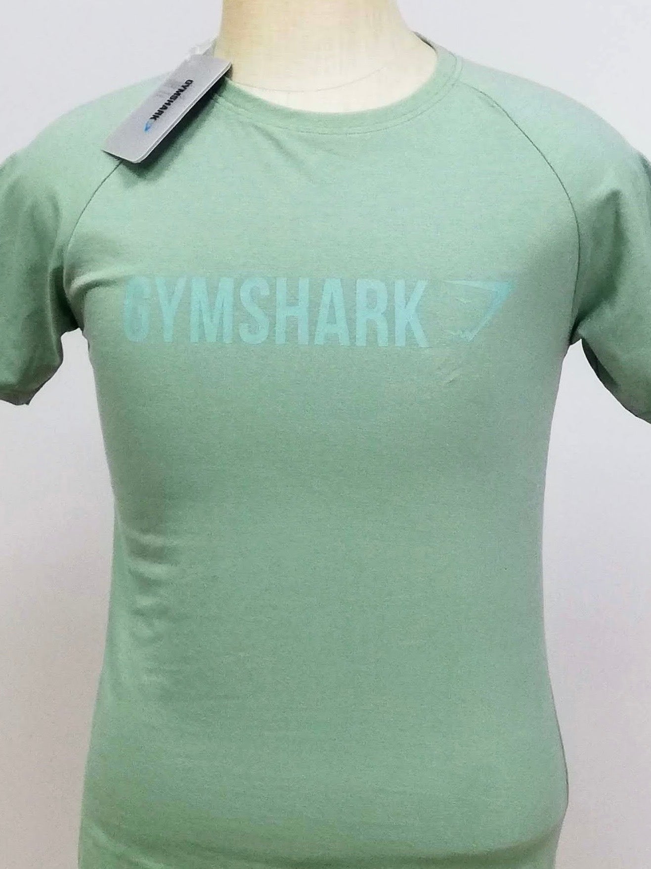 Camiseta de entrenamiento cuello redondo Gymshark 🏋🏽 color verde claro manga corta Talla S