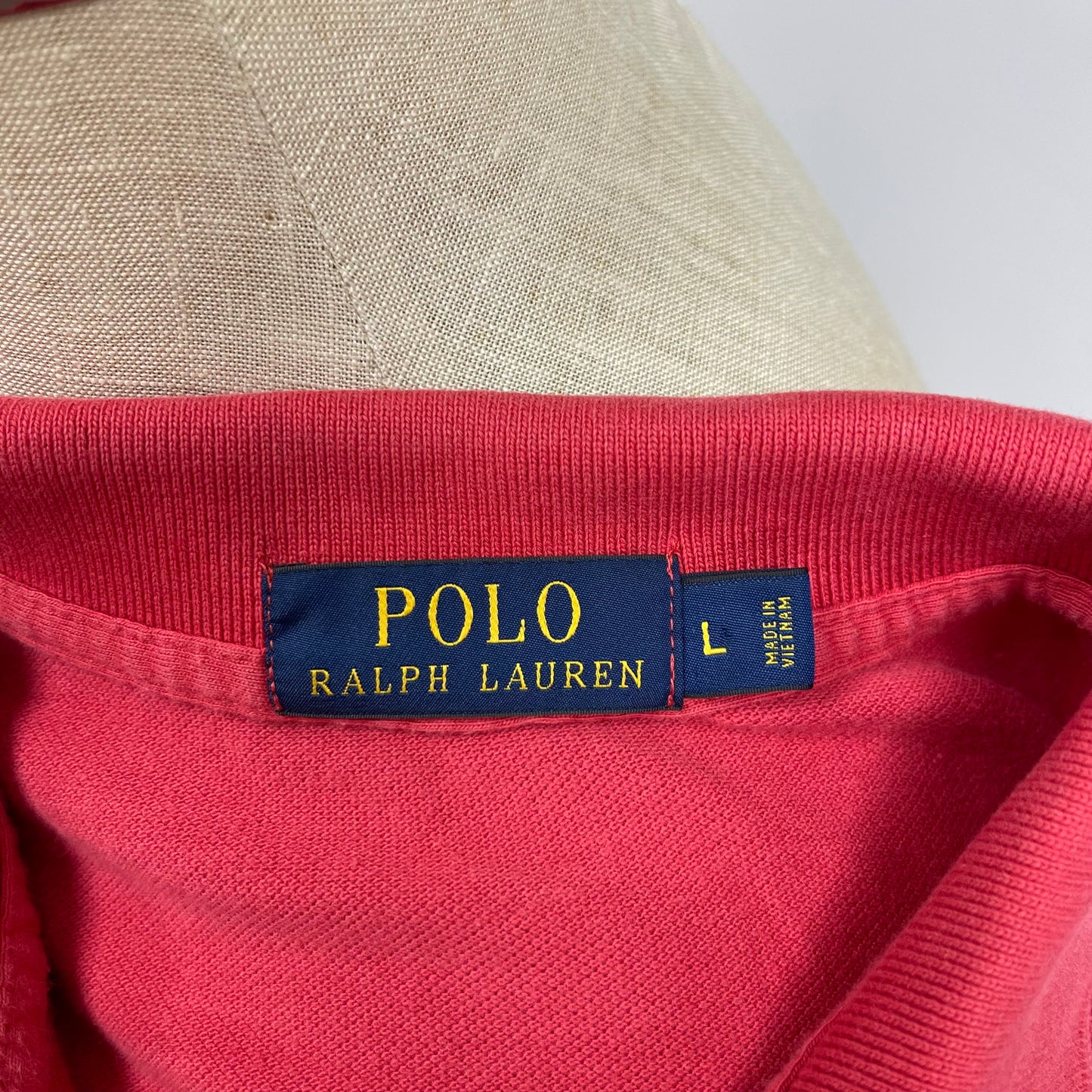 Camiseta Polo Ralph Lauren 🏇🏼color rosado magenta Talla L Entalle Regular (ver descripción)