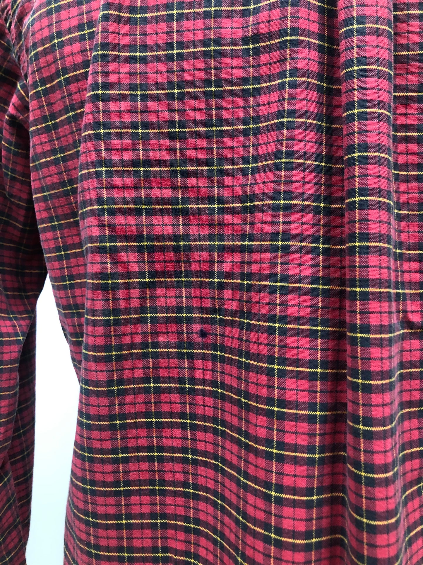 Camisa Polo Ralph Lauren 🏇🏼 con patron de cuadros gingham rojo, amarillo y negro Talla XL Entalle Custom Fit (ver descripción)