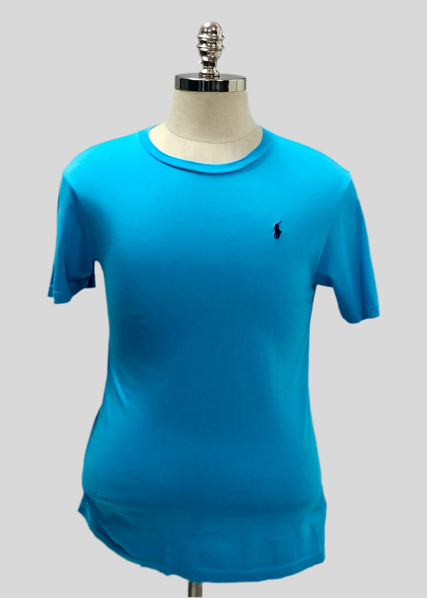 Camiseta cuello redondo de niño Ralph Lauren 🏇🏼 Color celeste Talla L (14-16) Entalle Regular (ver descripción)