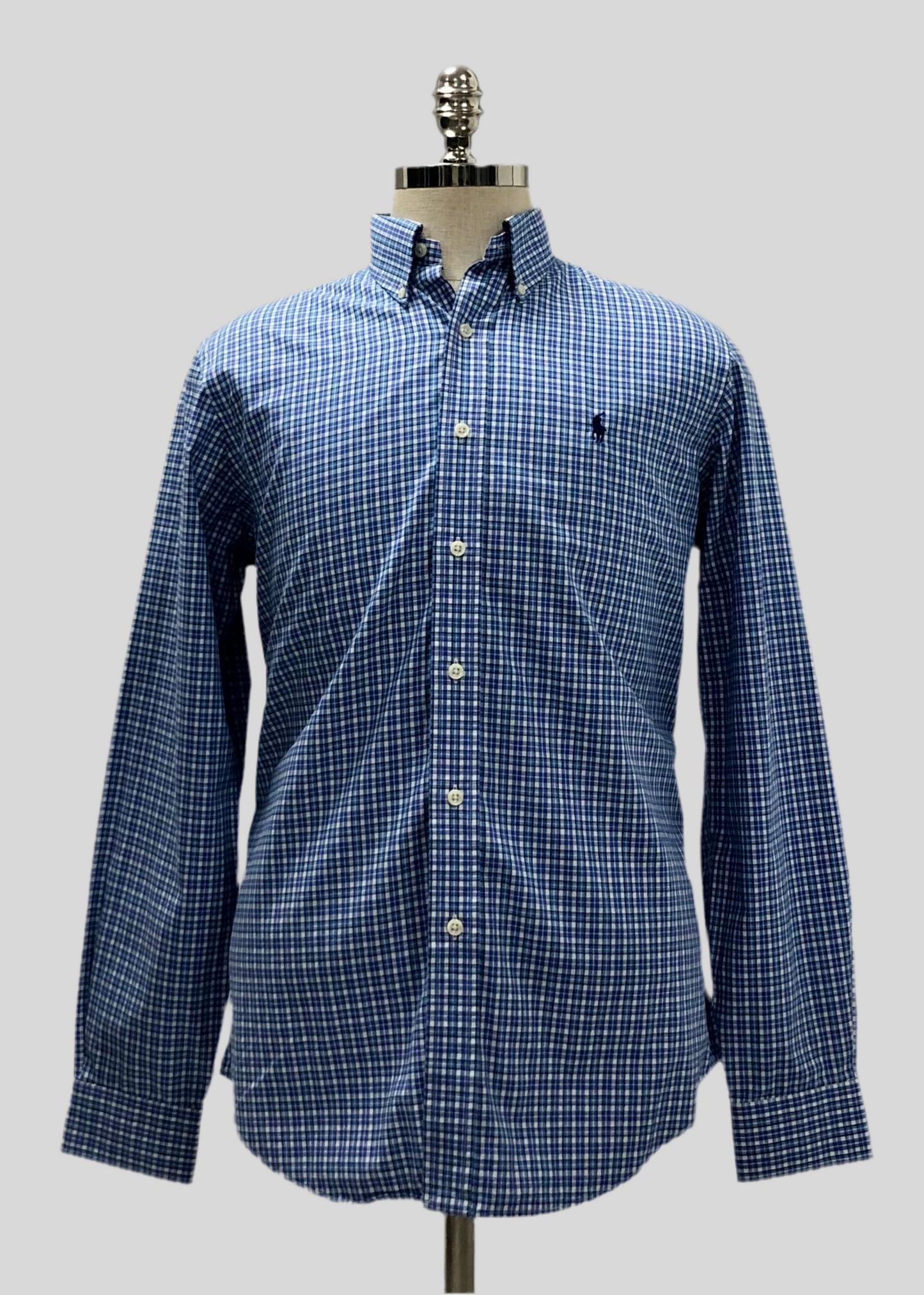 Camisa Polo Ralph Lauren 🏇🏼 color blanco con patron de cuadros azul Talla M Entalle Regular