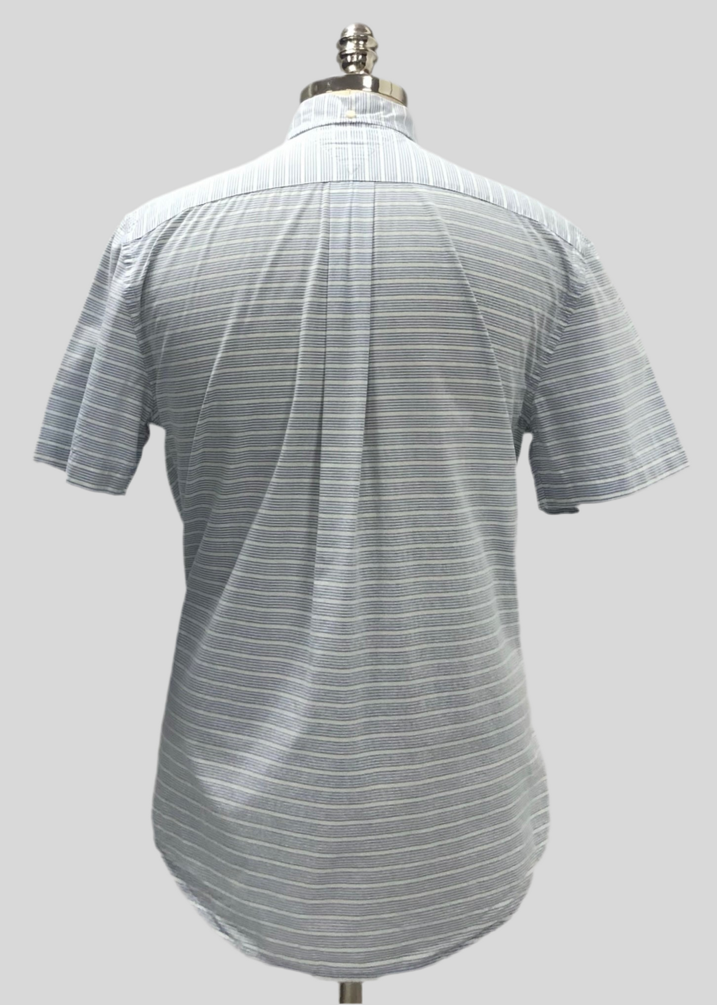 Camisa Tommy Hilfiger 🇺🇸 con patrón de rayas en azul y blanco Talla M Entalle Clásico