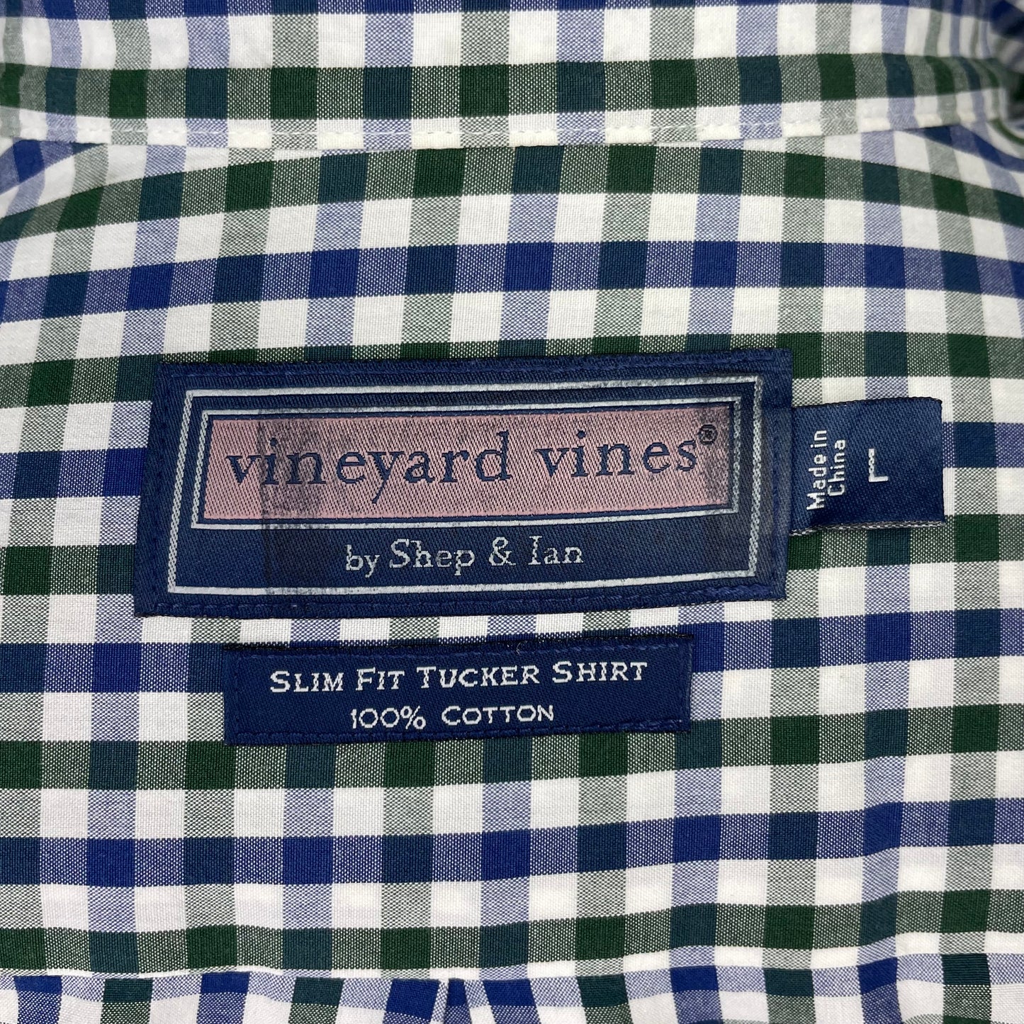 Camisa de botones Vineyard Vines 🐳 color blanco de cuadros gingham en color azul navy y verde oscuro Talla L Entalle Slim Fit