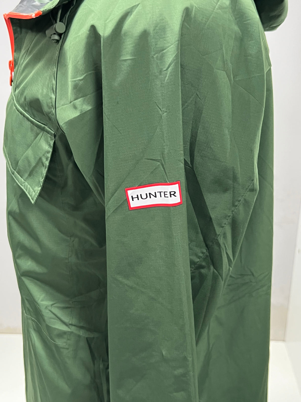 Jacket rompevientos con capucha Hunter 🇬🇧 color verde oliva con zíper de 1/4 y logo tradicional Talla S
